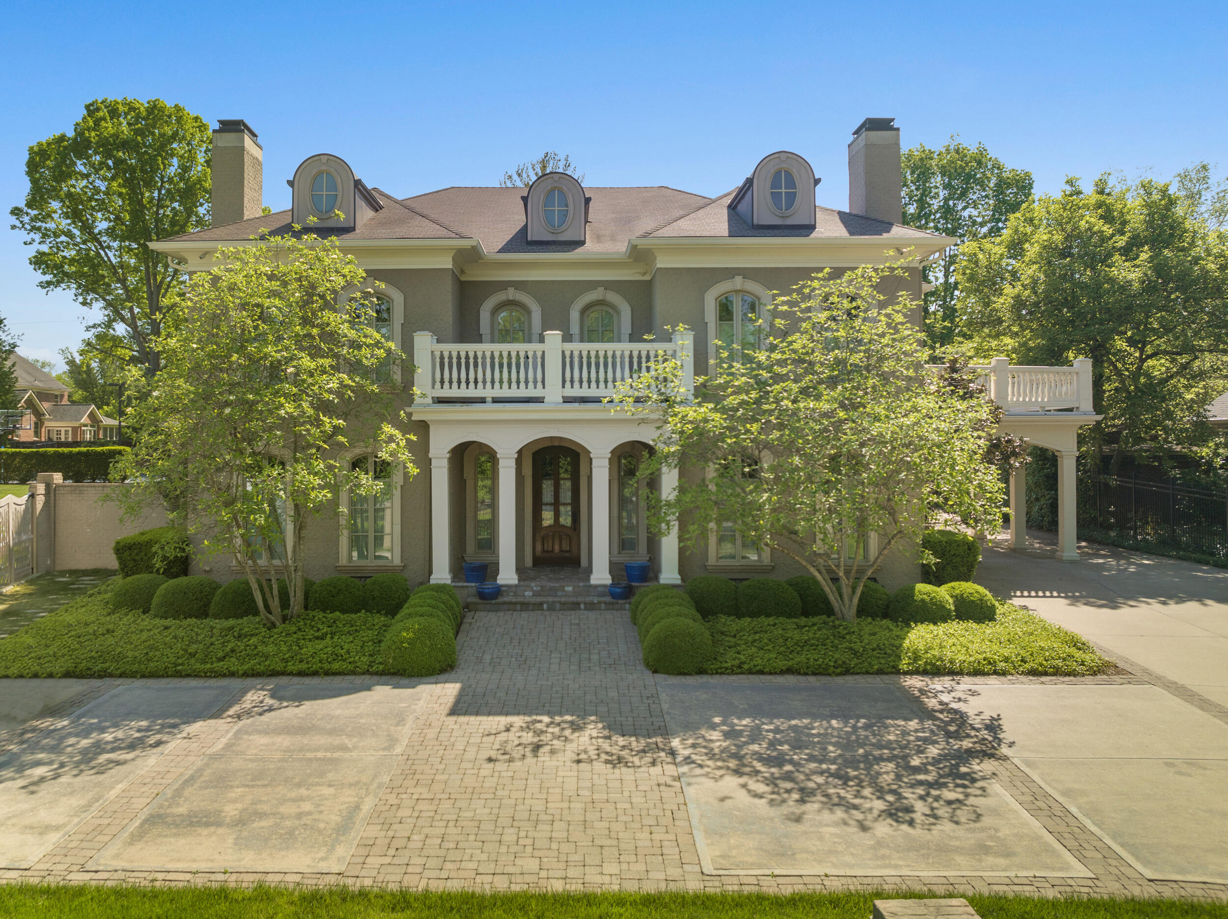 1732-1736 Richmond Road