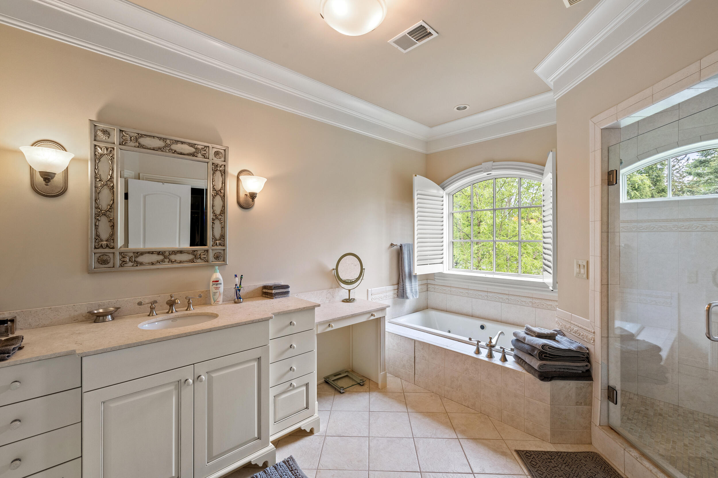 1732-1736 Richmond Road