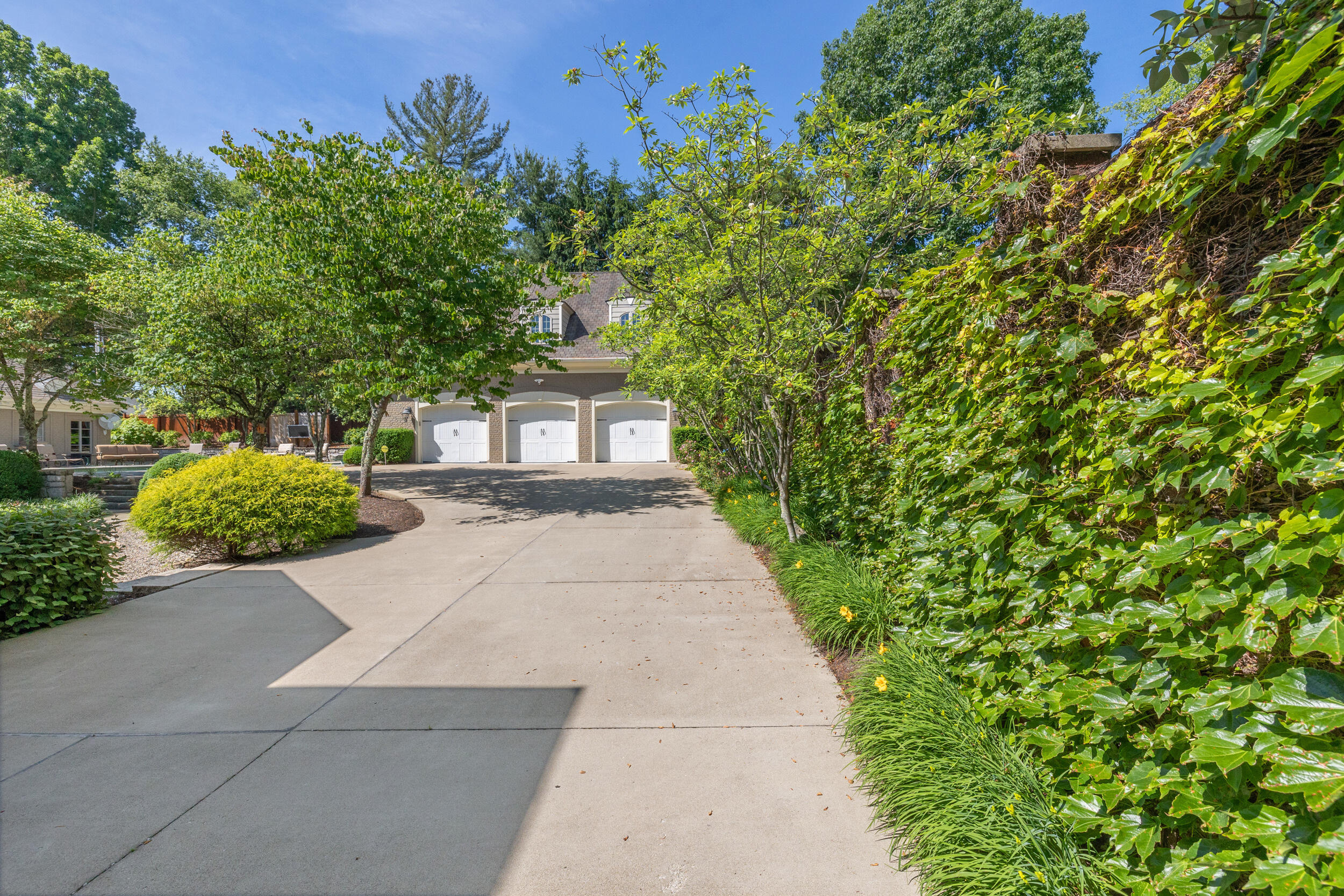 1732-1736 Richmond Road