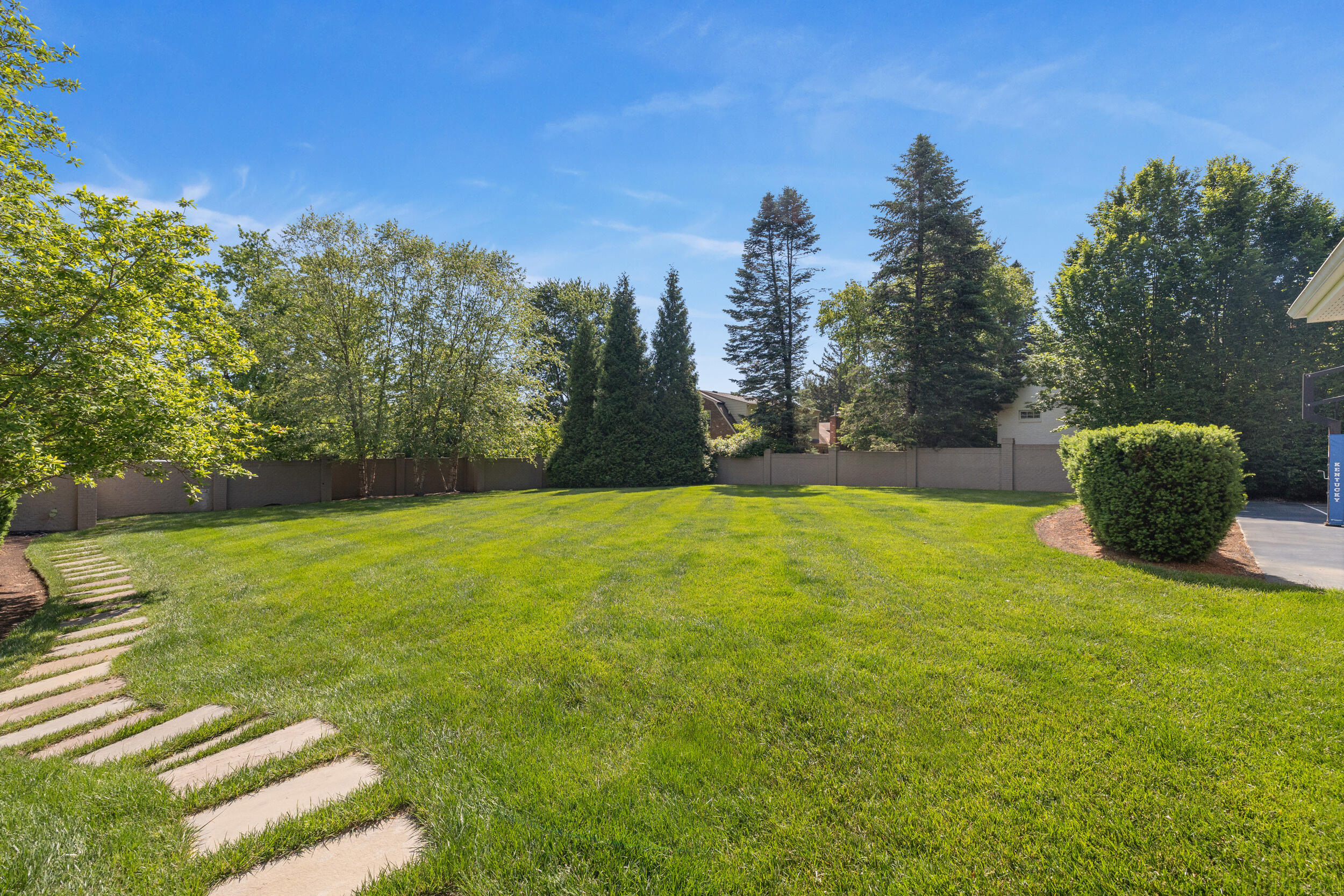 1732-1736 Richmond Road