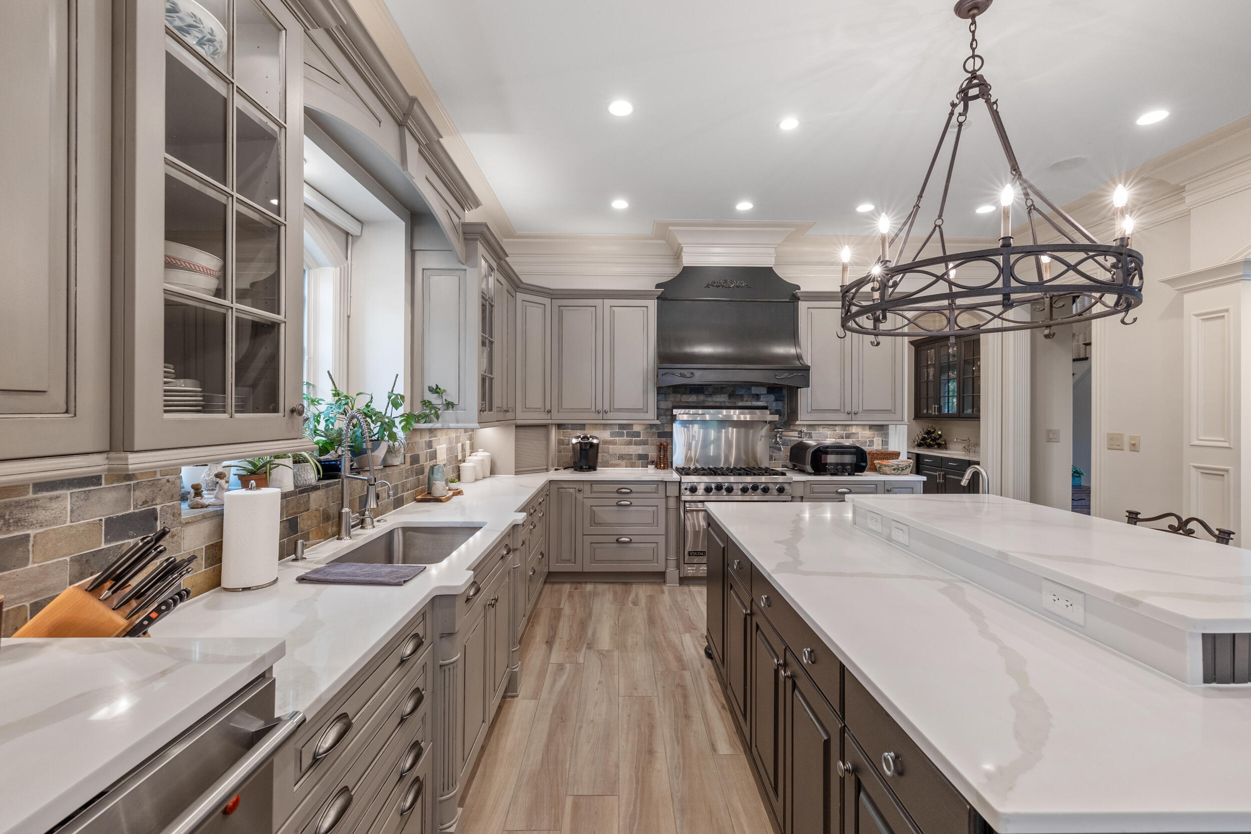 1732-1736 Richmond Road