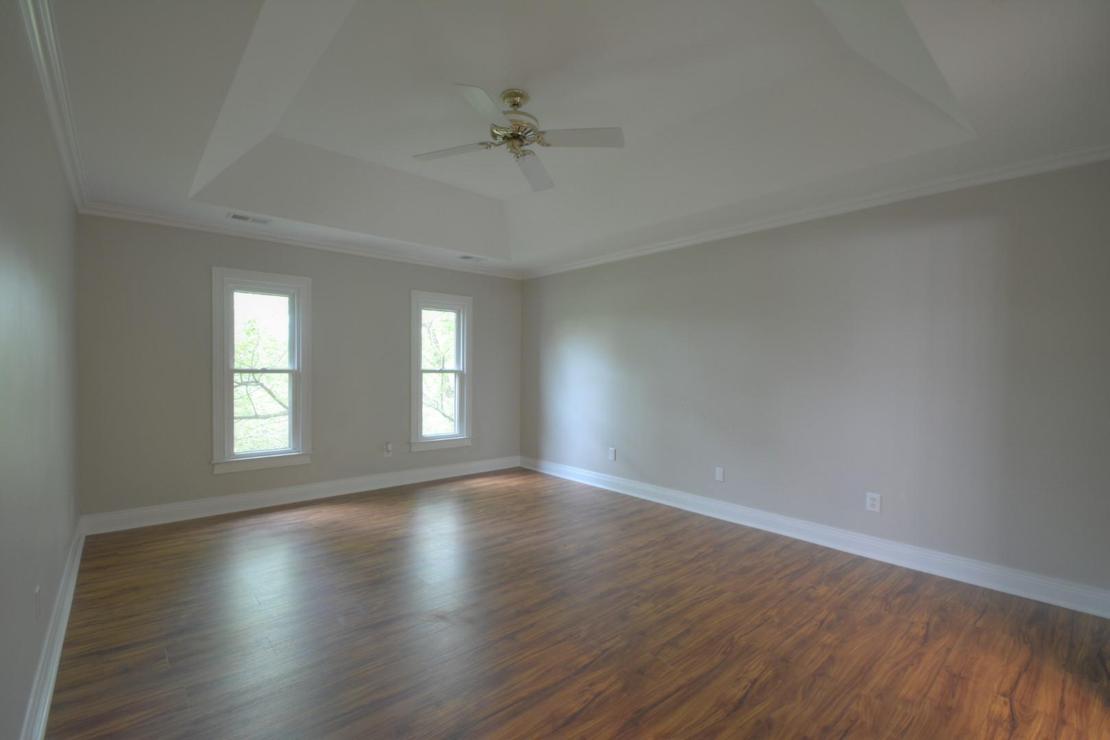 4633 Longbridge Lane