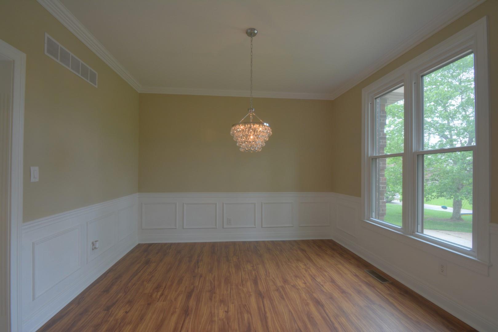 4633 Longbridge Lane