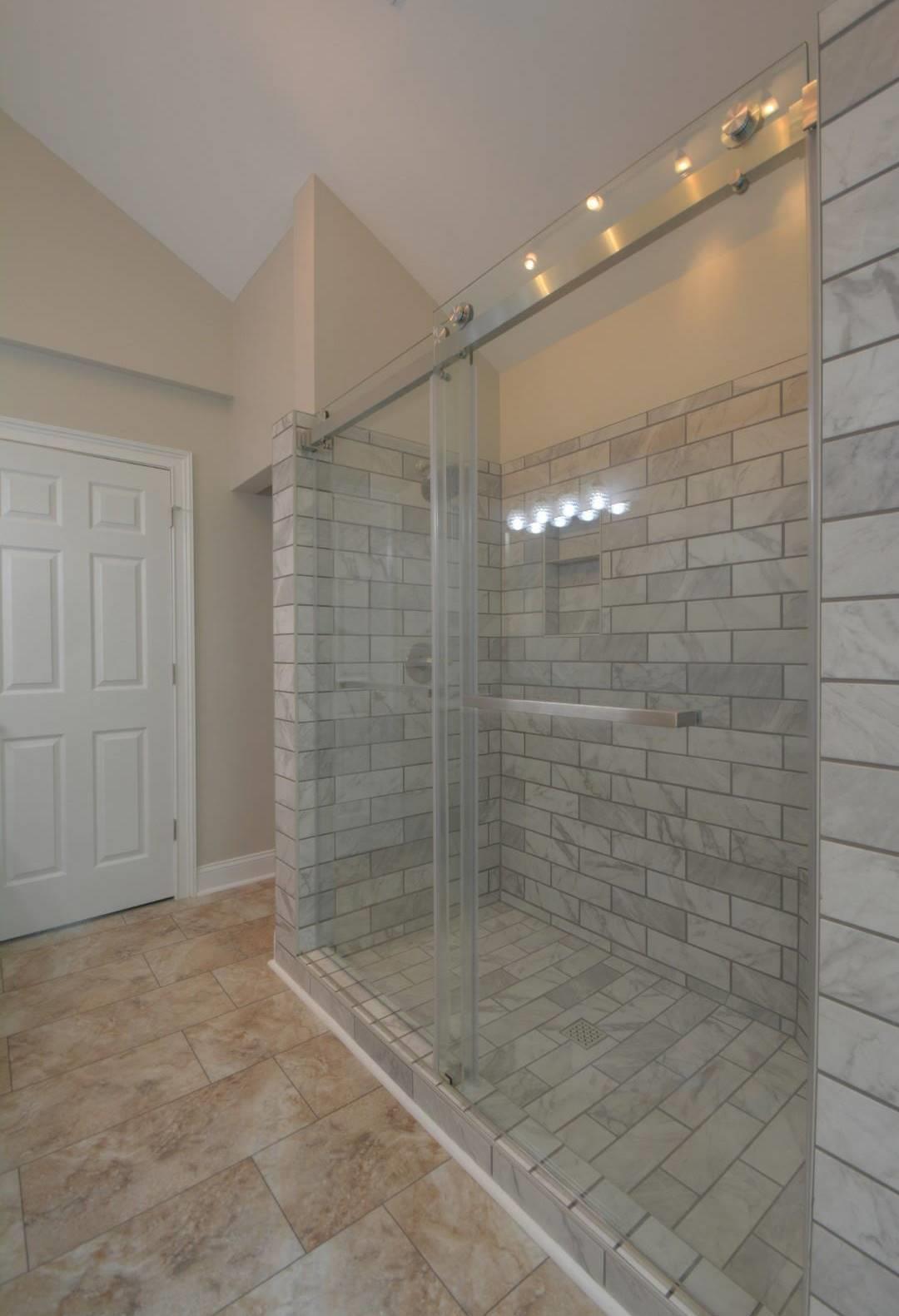 4633 Longbridge Lane