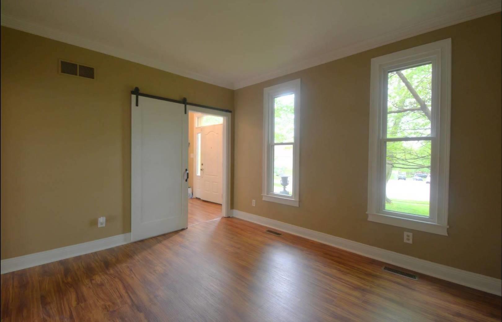 4633 Longbridge Lane