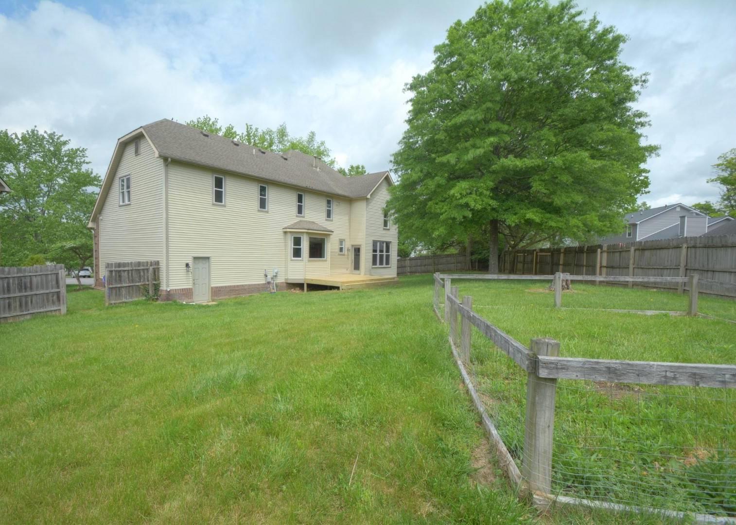 4633 Longbridge Lane