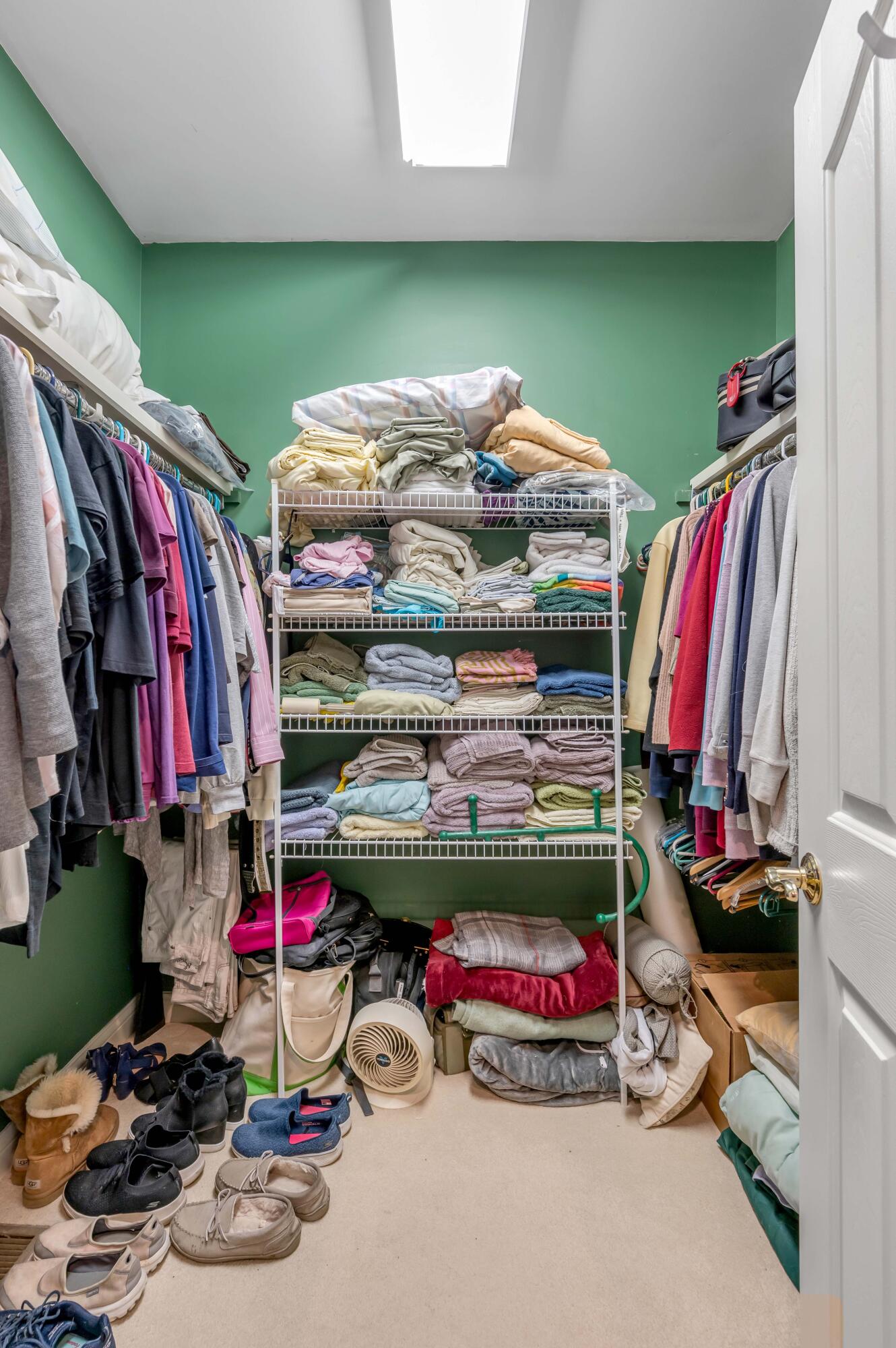 4304 Creek Valley Way