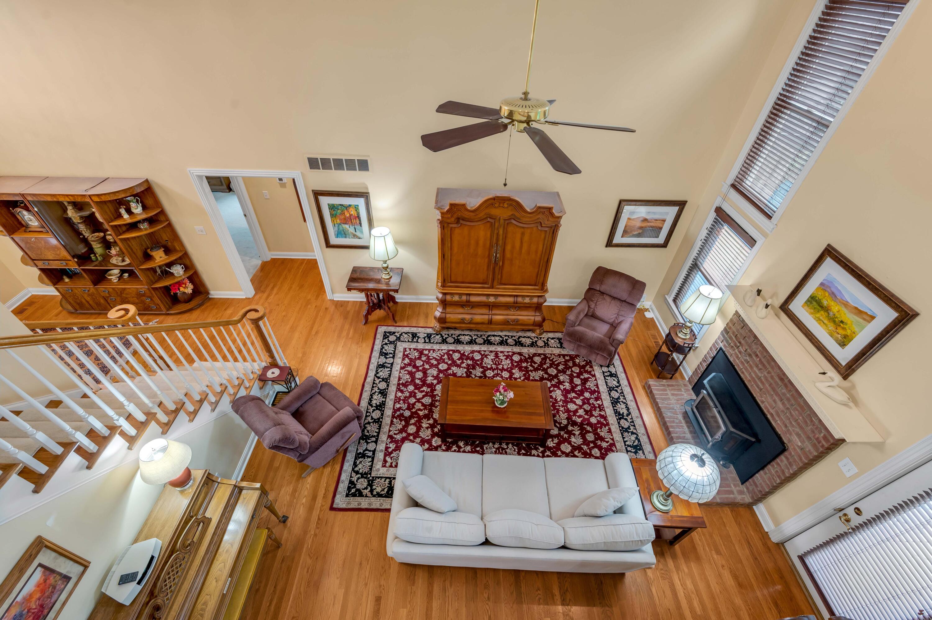 4304 Creek Valley Way