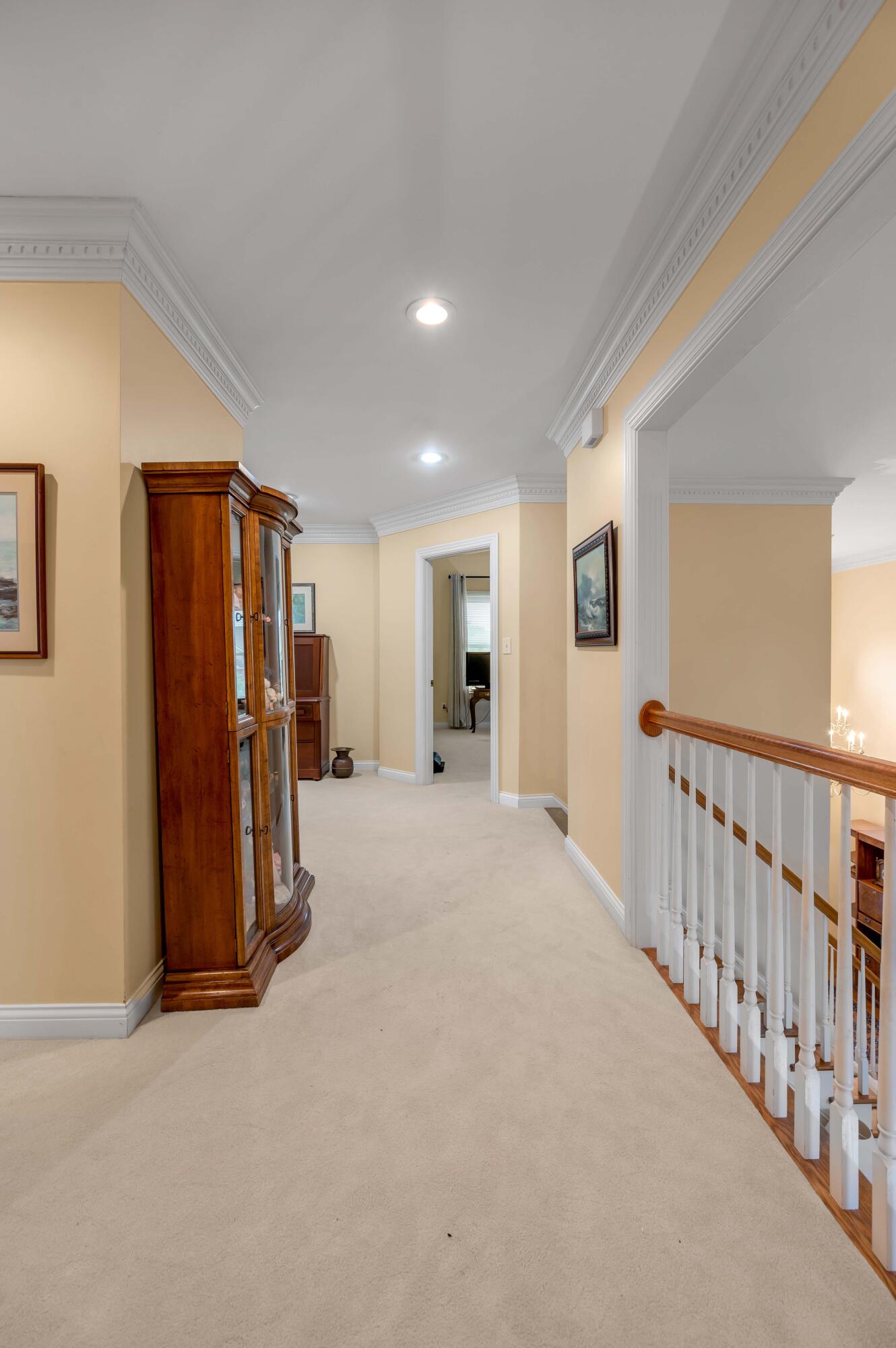 4304 Creek Valley Way