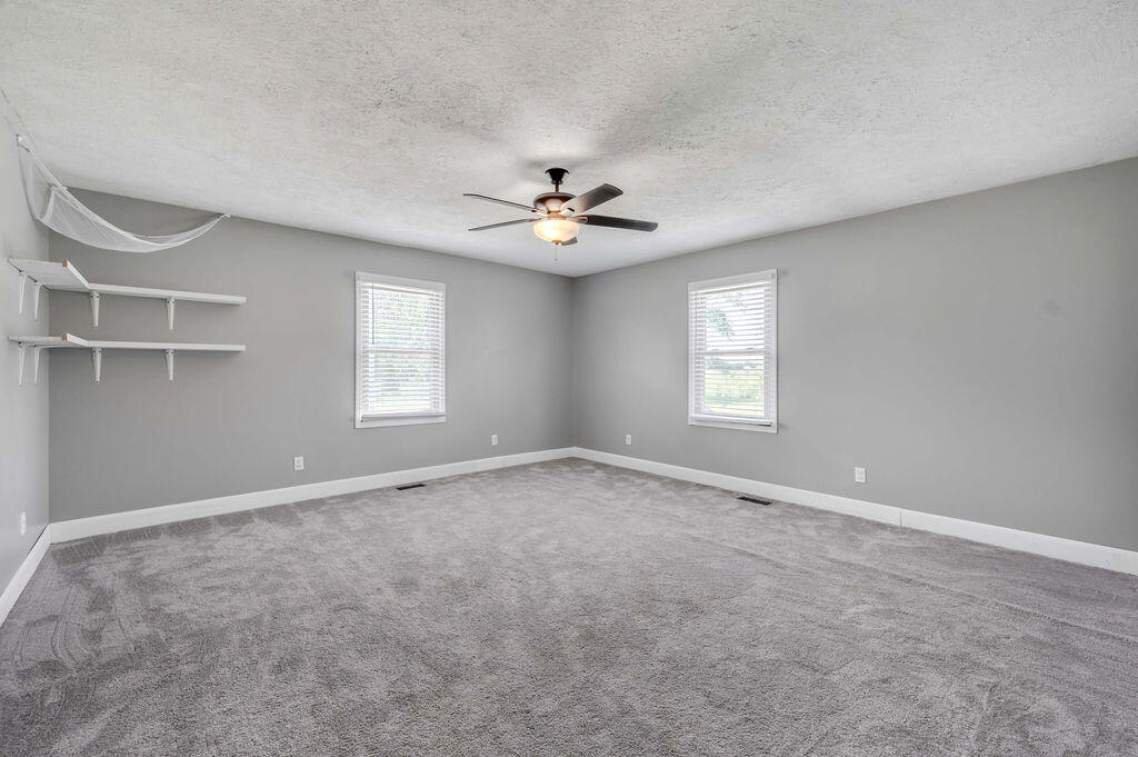 911 Charlie Norris Road