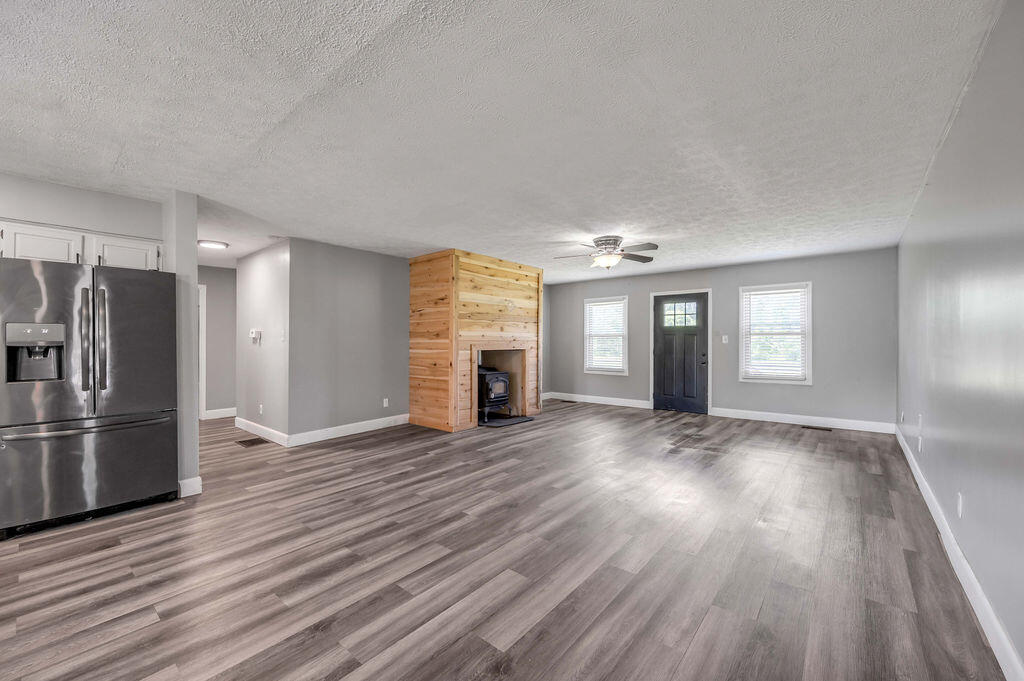 911 Charlie Norris Road