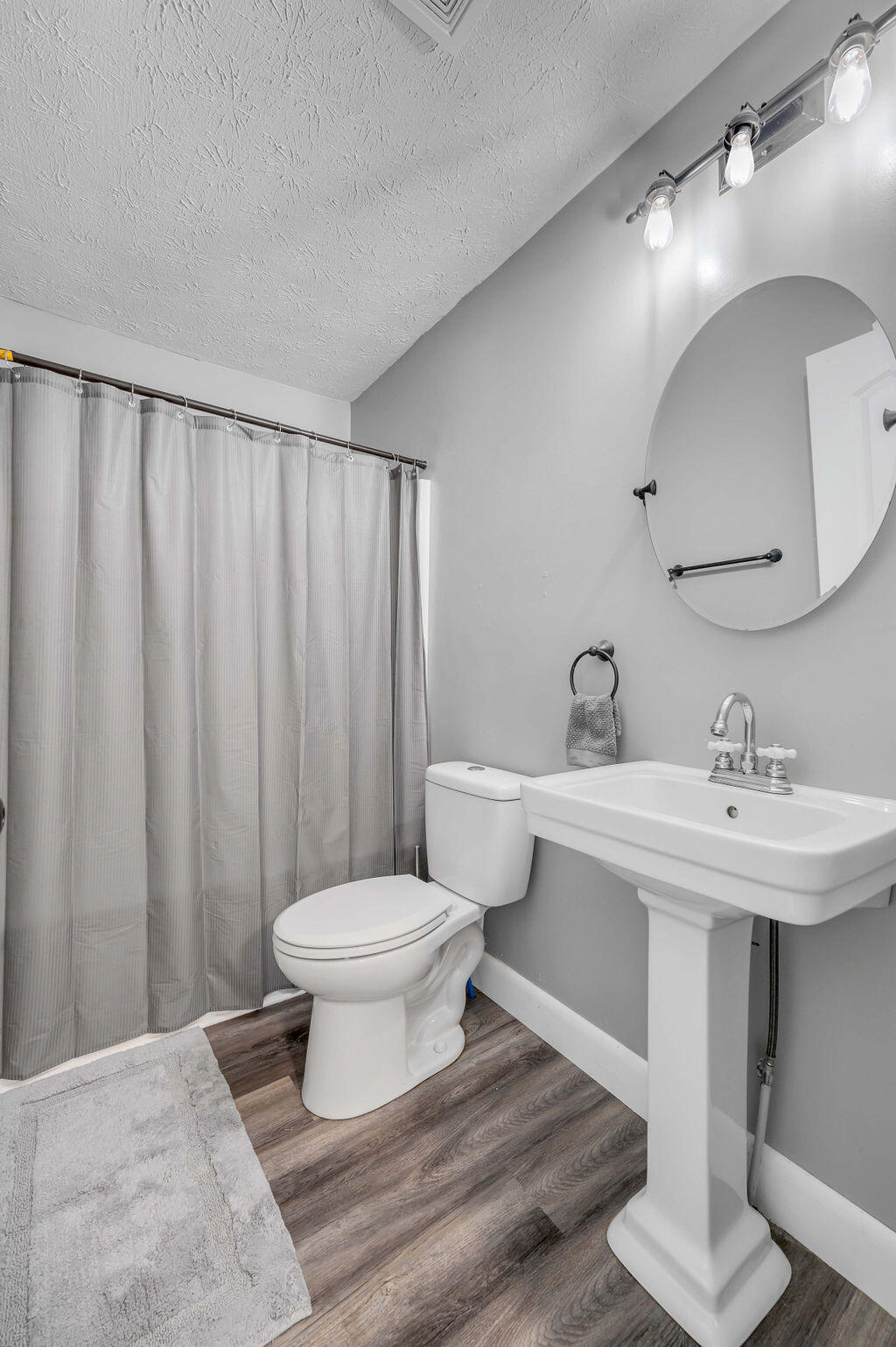 911 Charlie Norris Road