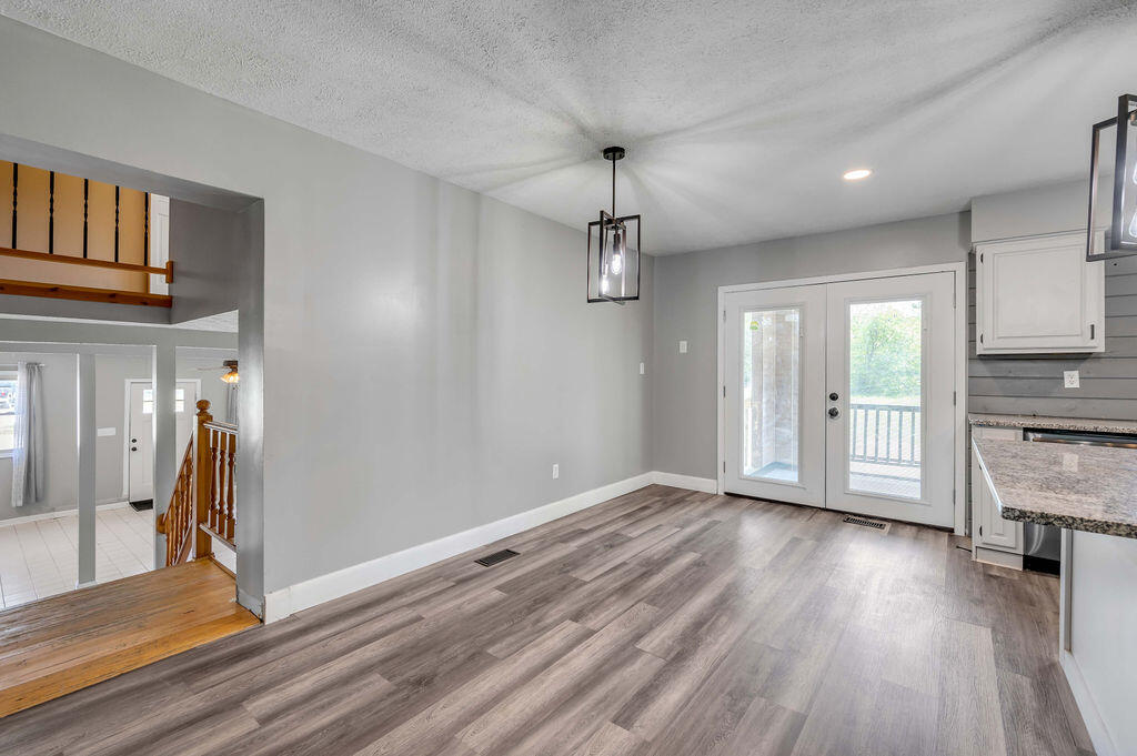 911 Charlie Norris Road