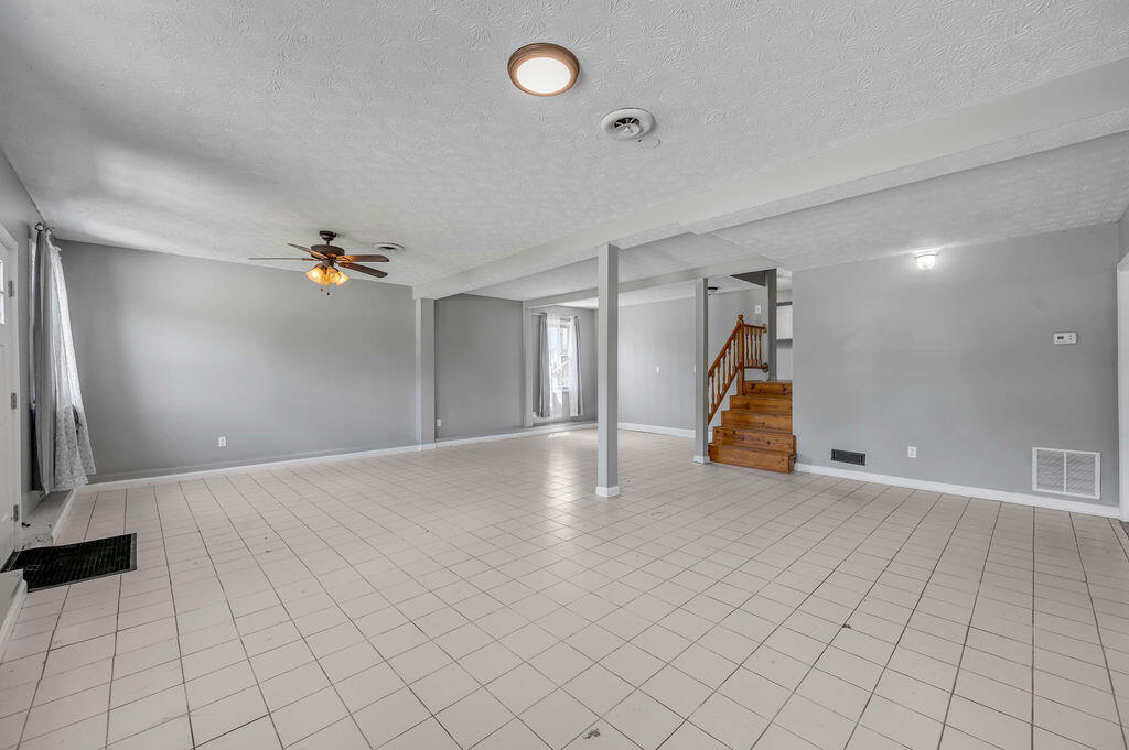 911 Charlie Norris Road