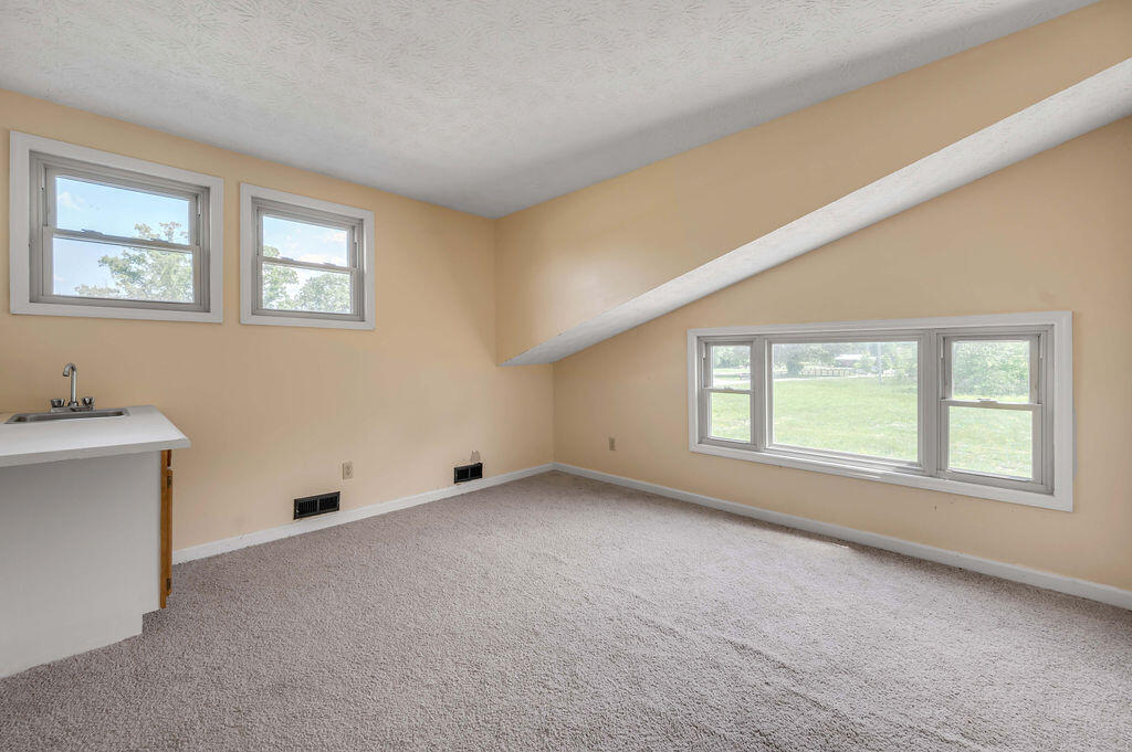 911 Charlie Norris Road