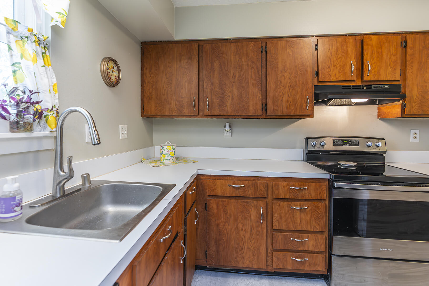 421 Redding Road Unit: 18