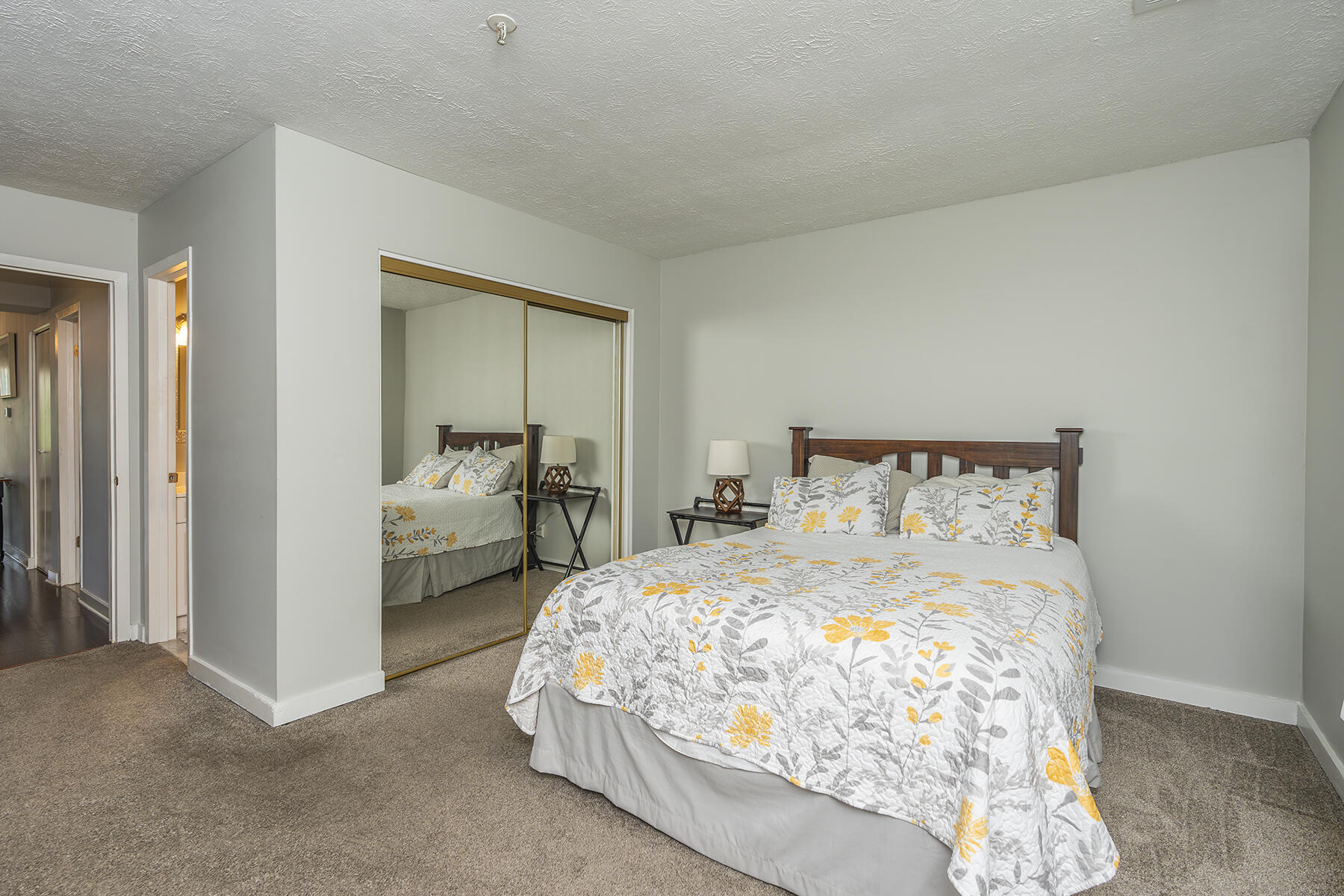 421 Redding Road Unit: 18