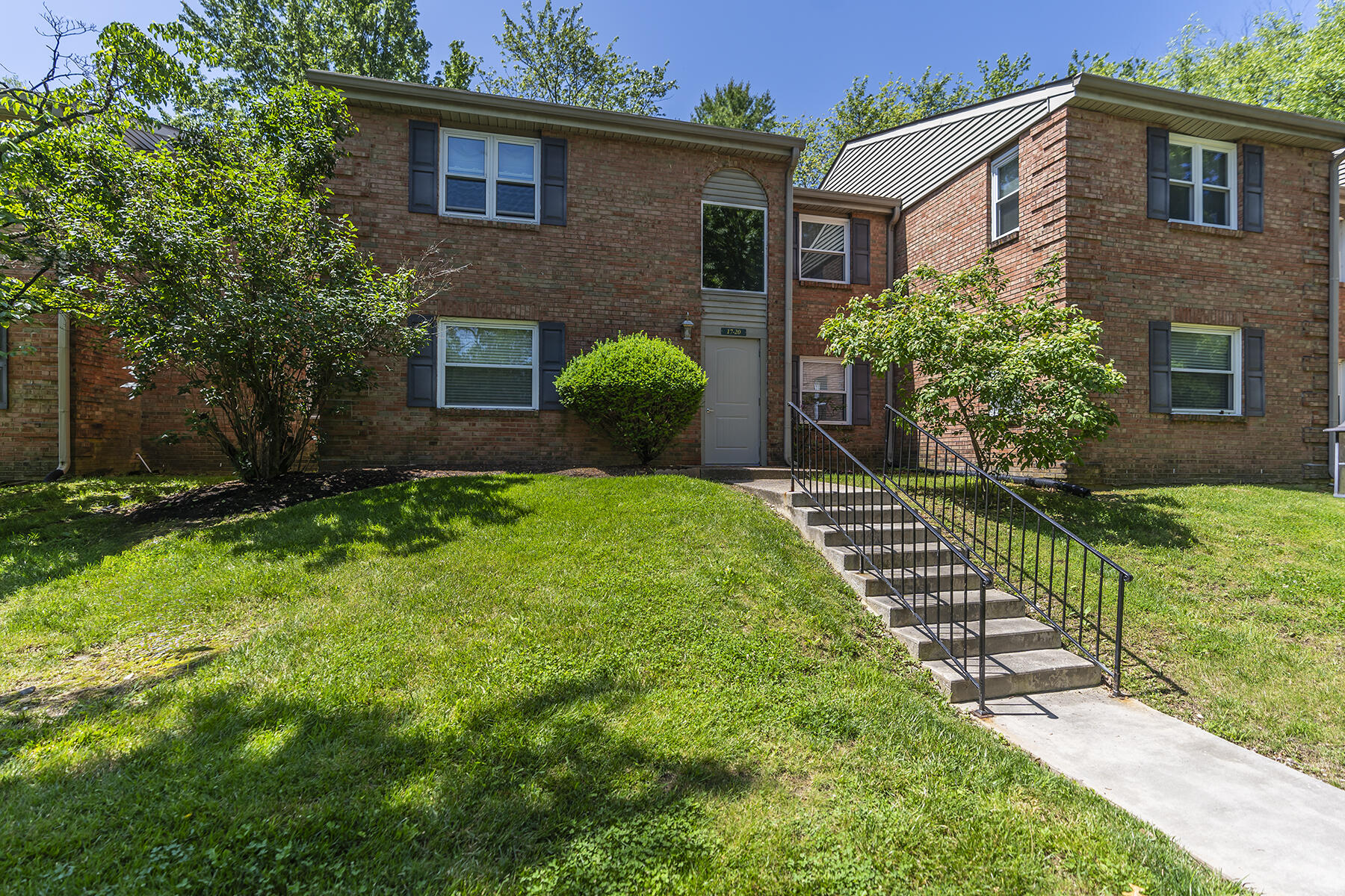 421 Redding Road Unit: 18