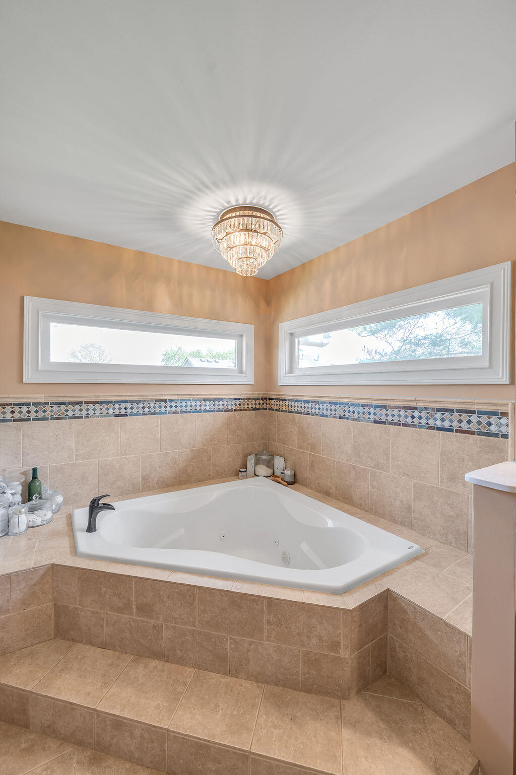 3229 Kettering Court