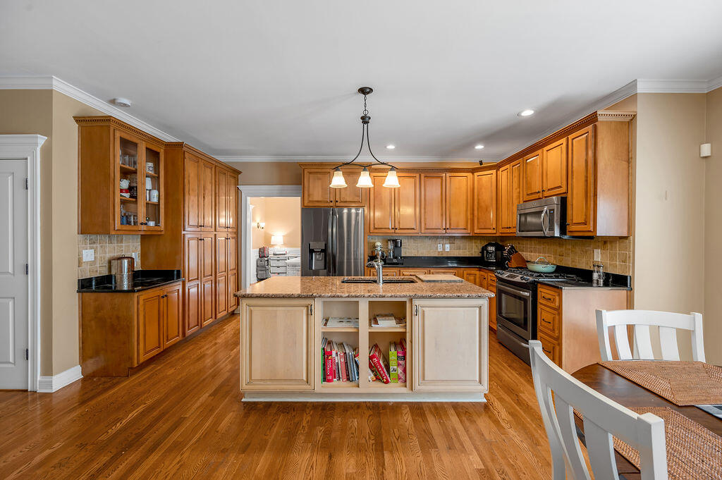 3229 Kettering Court