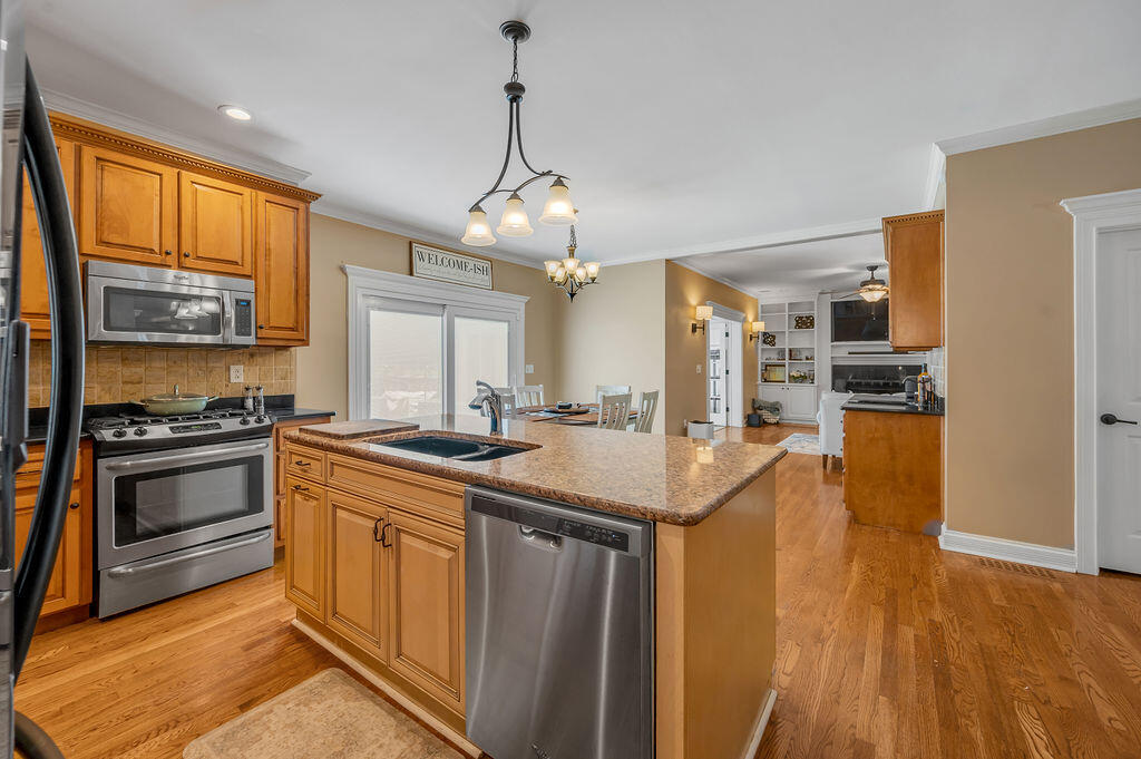 3229 Kettering Court