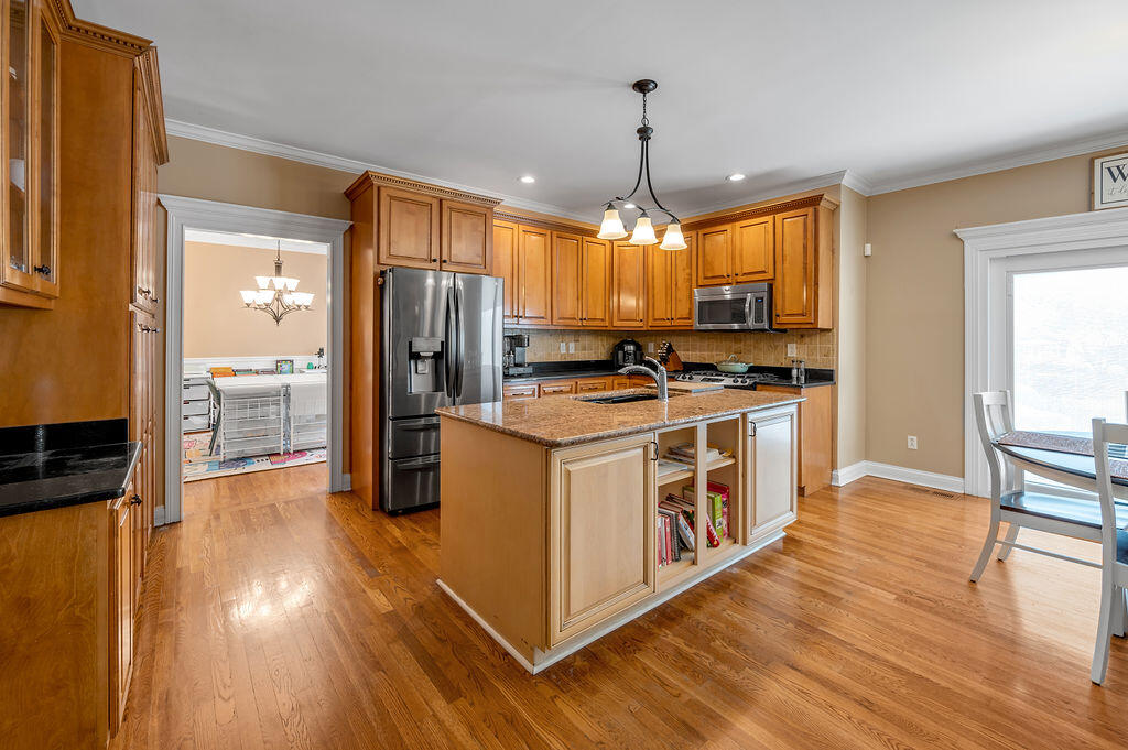 3229 Kettering Court