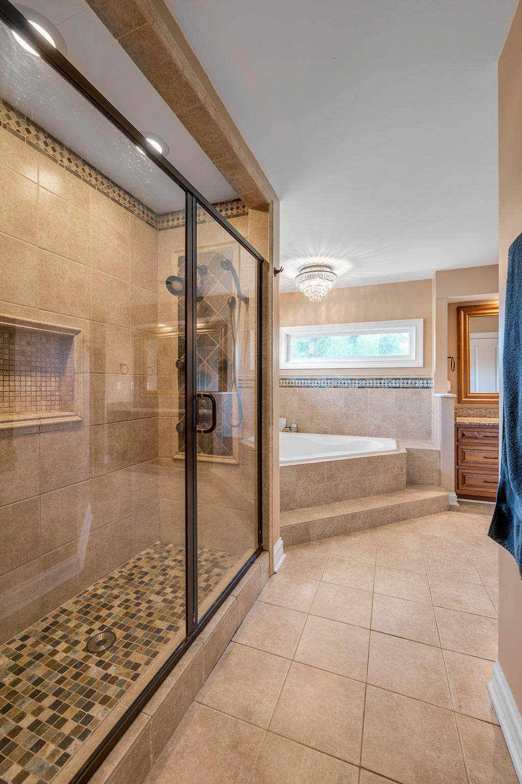 3229 Kettering Court