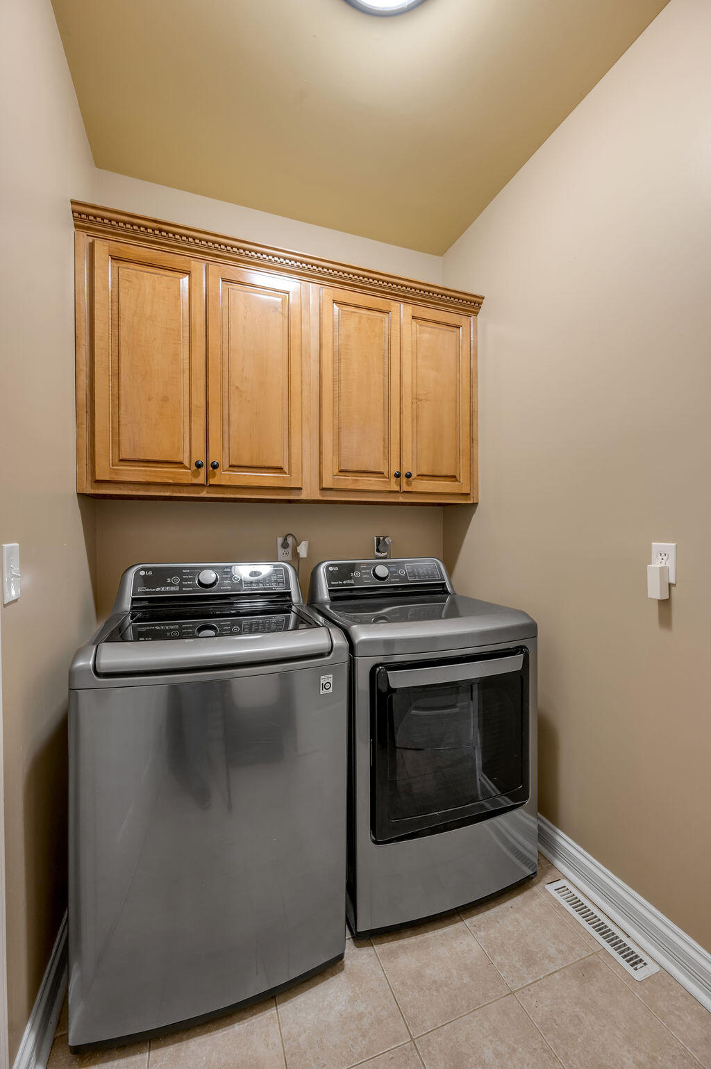 3229 Kettering Court