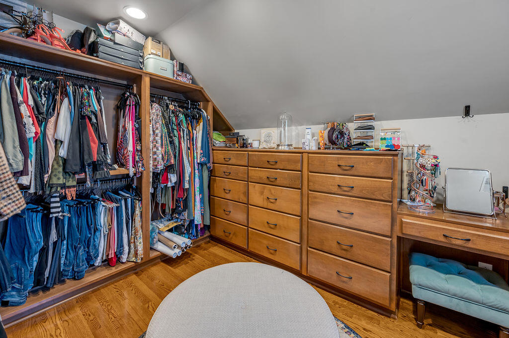 3229 Kettering Court