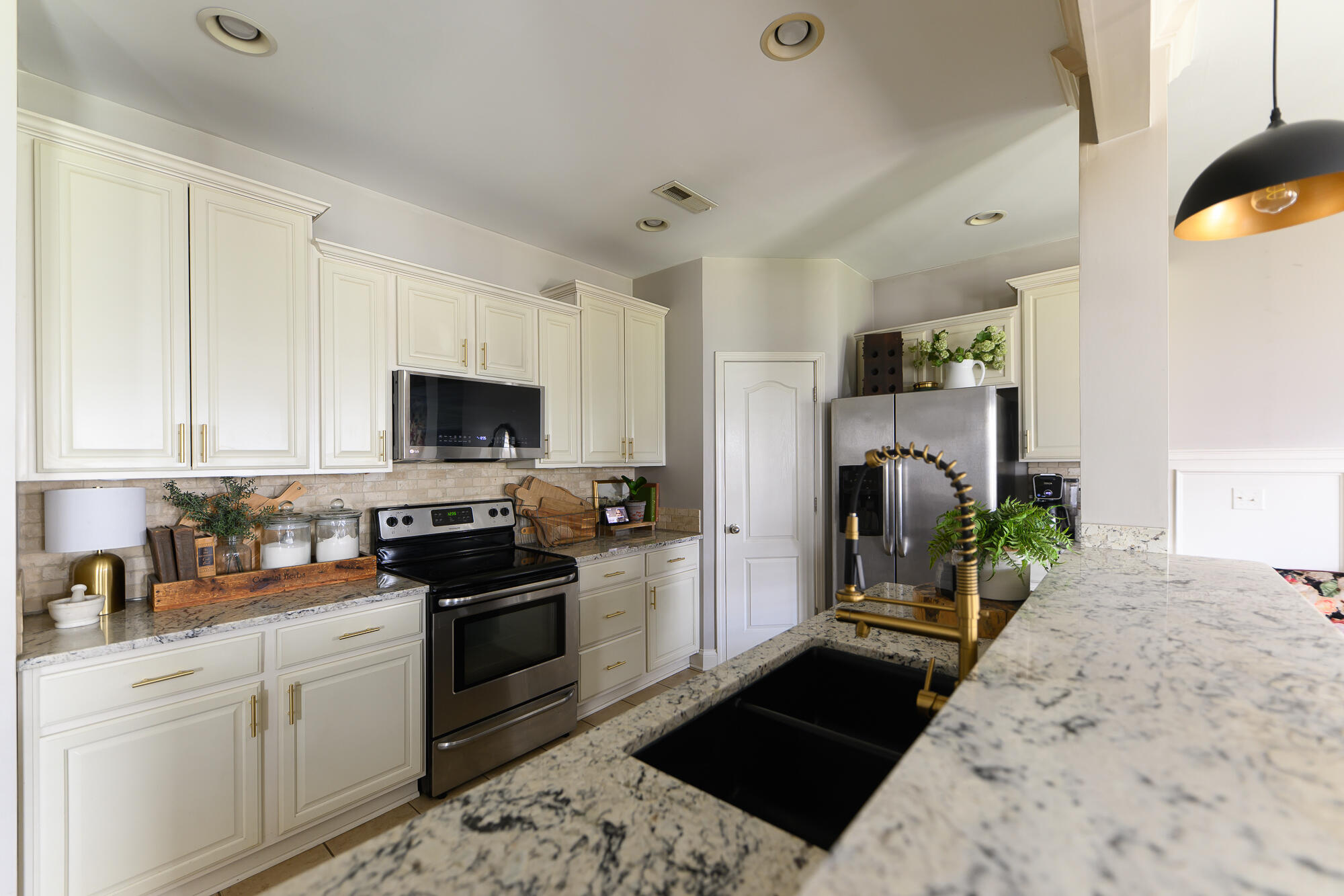 4143 Katherine Place