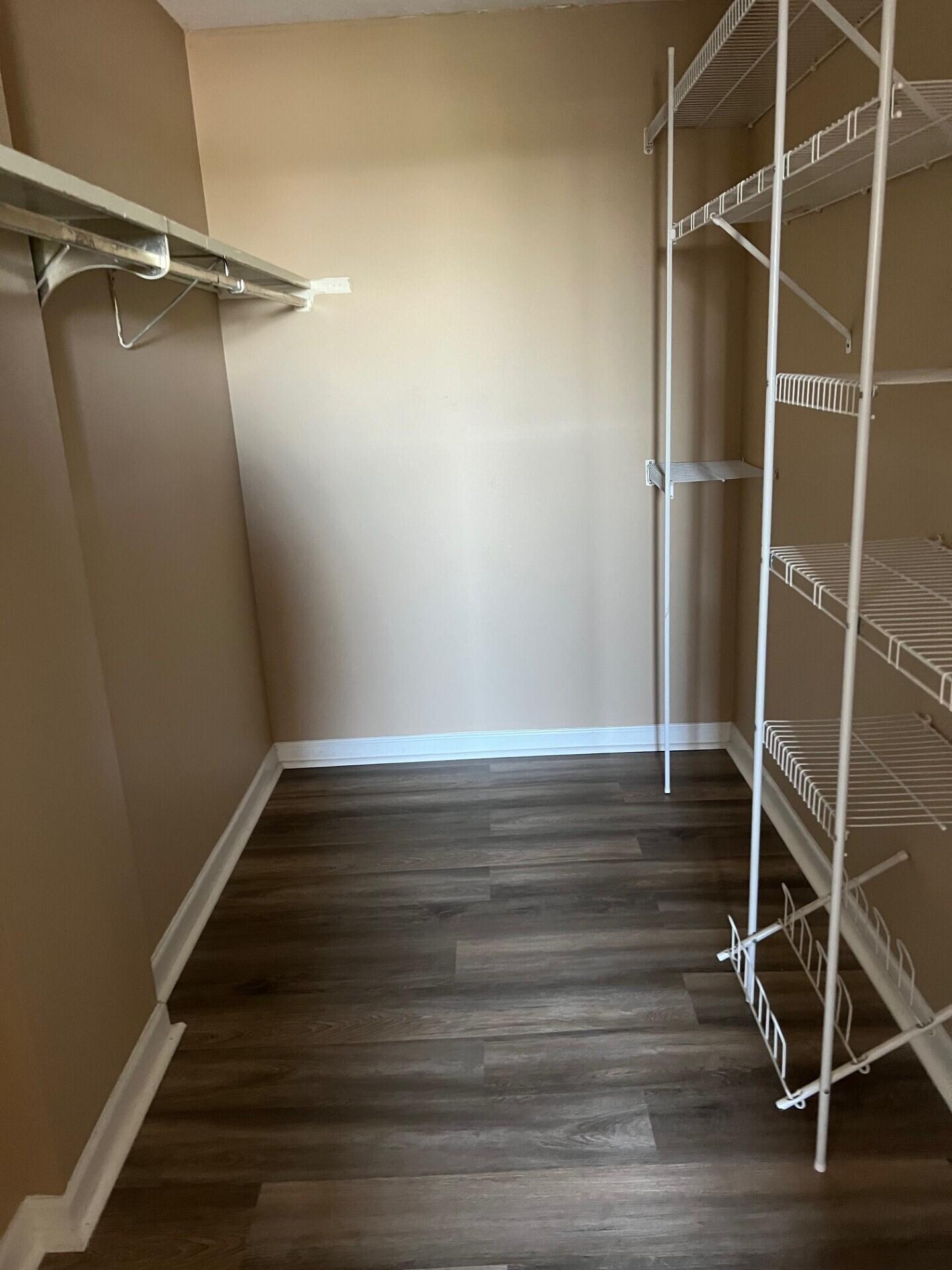 342 Waller Avenue Unit: 7C