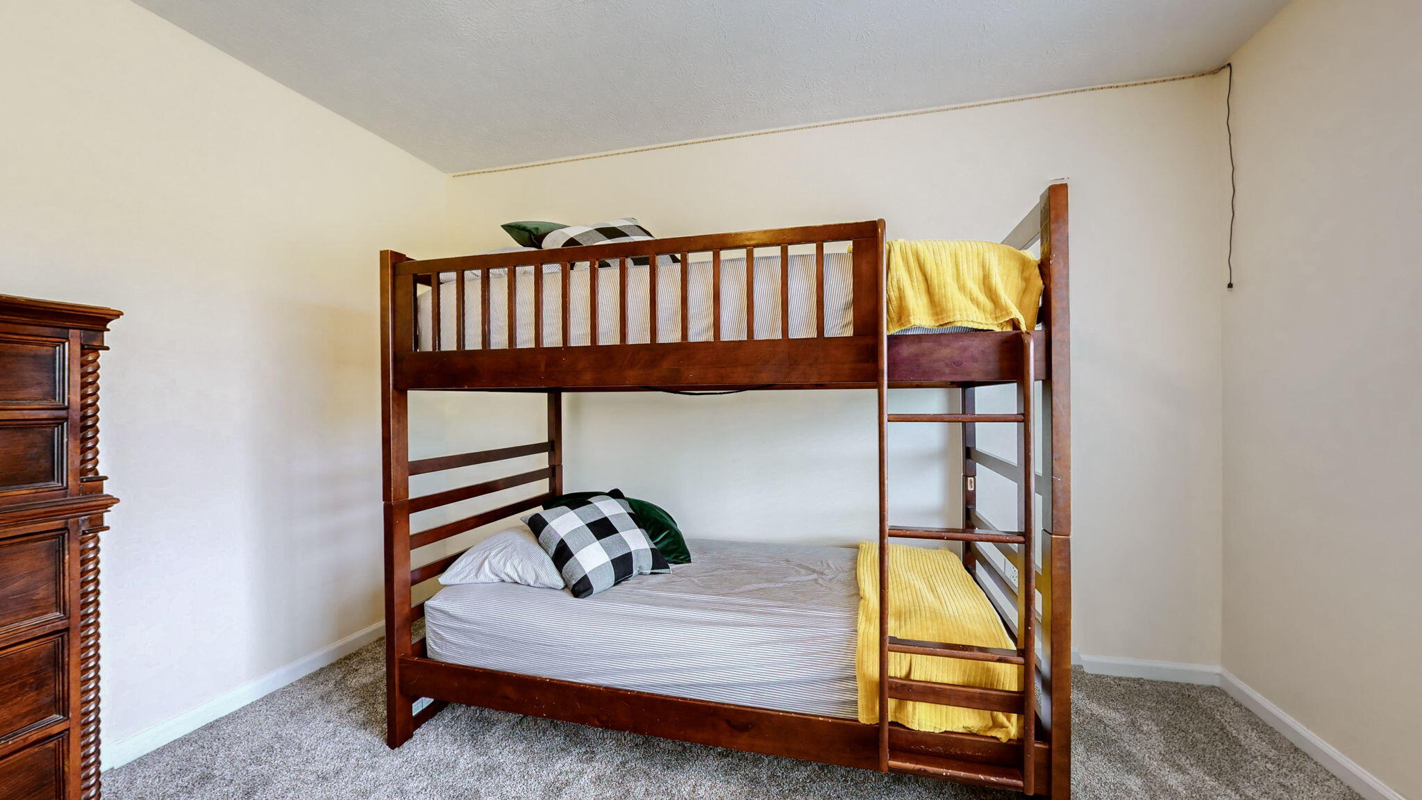 5032 Bob White Drive