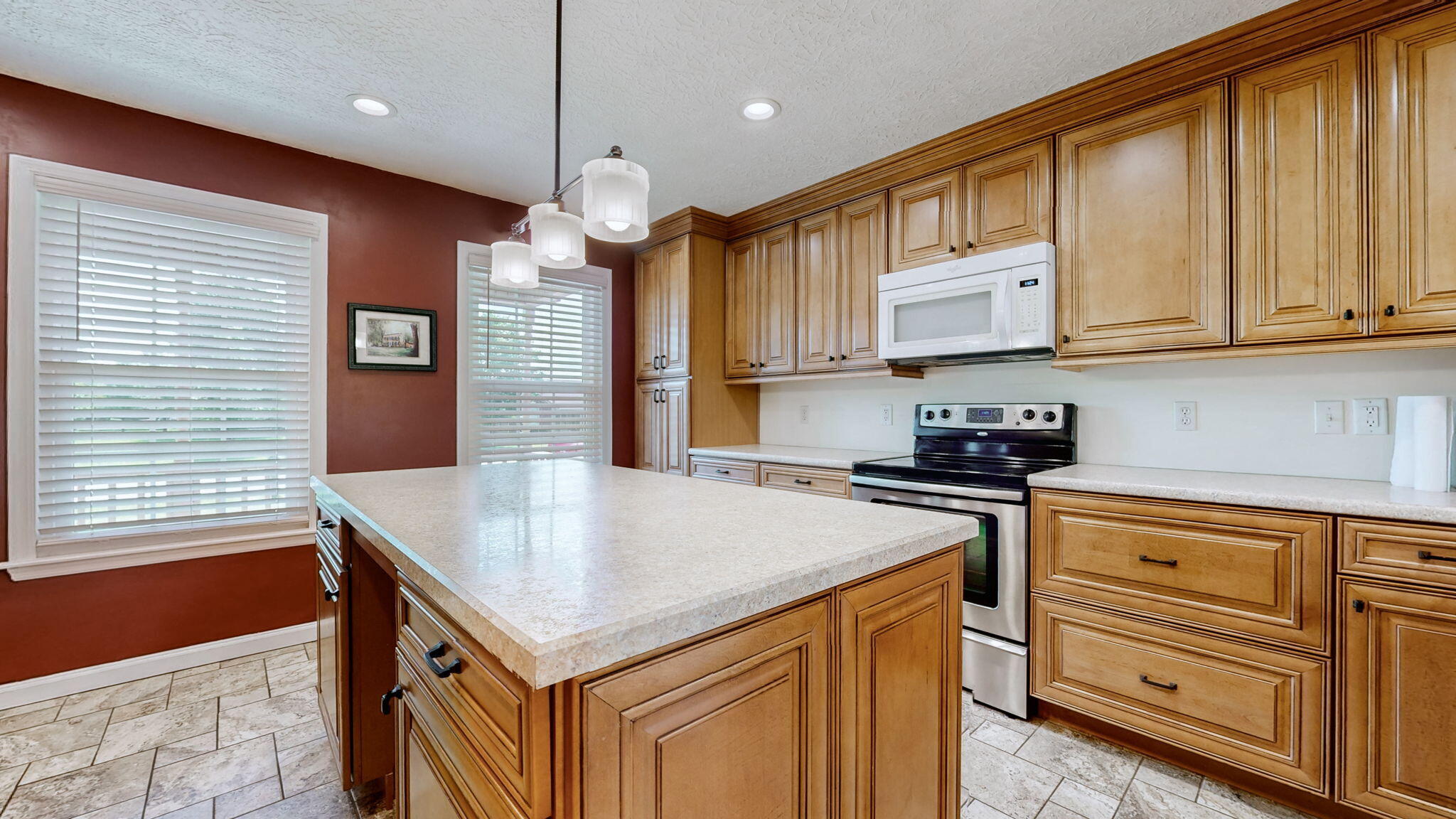 5032 Bob White Drive