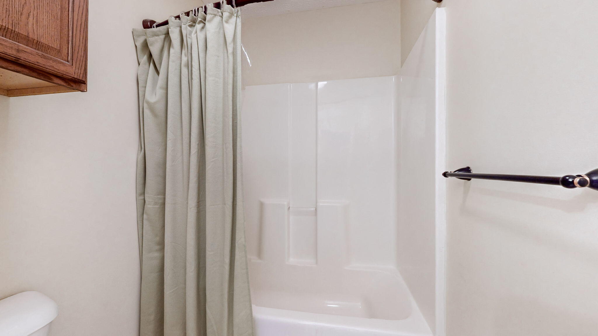 5032 Bob White Drive