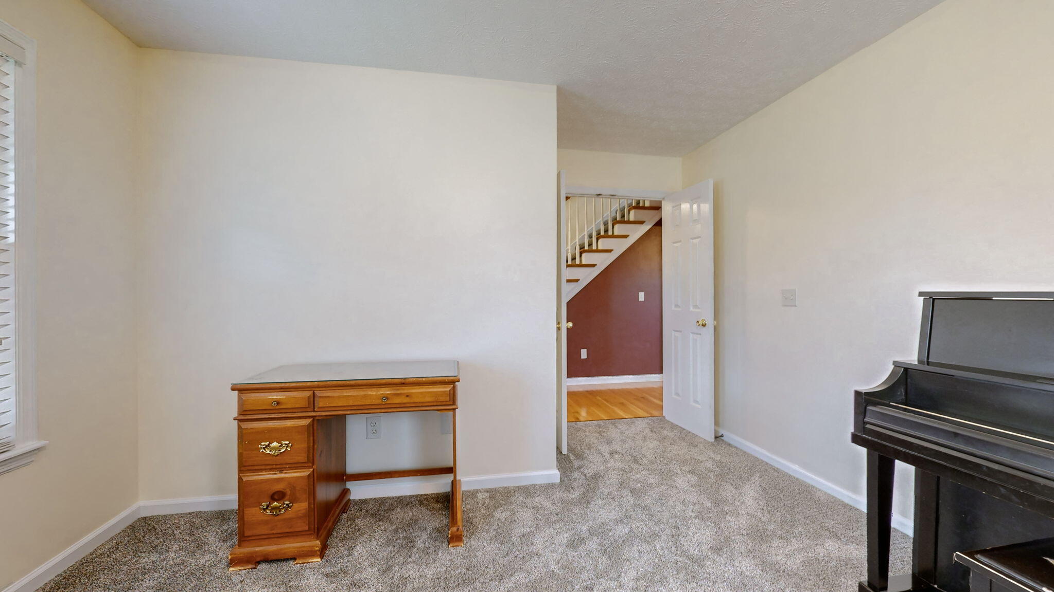 5032 Bob White Drive