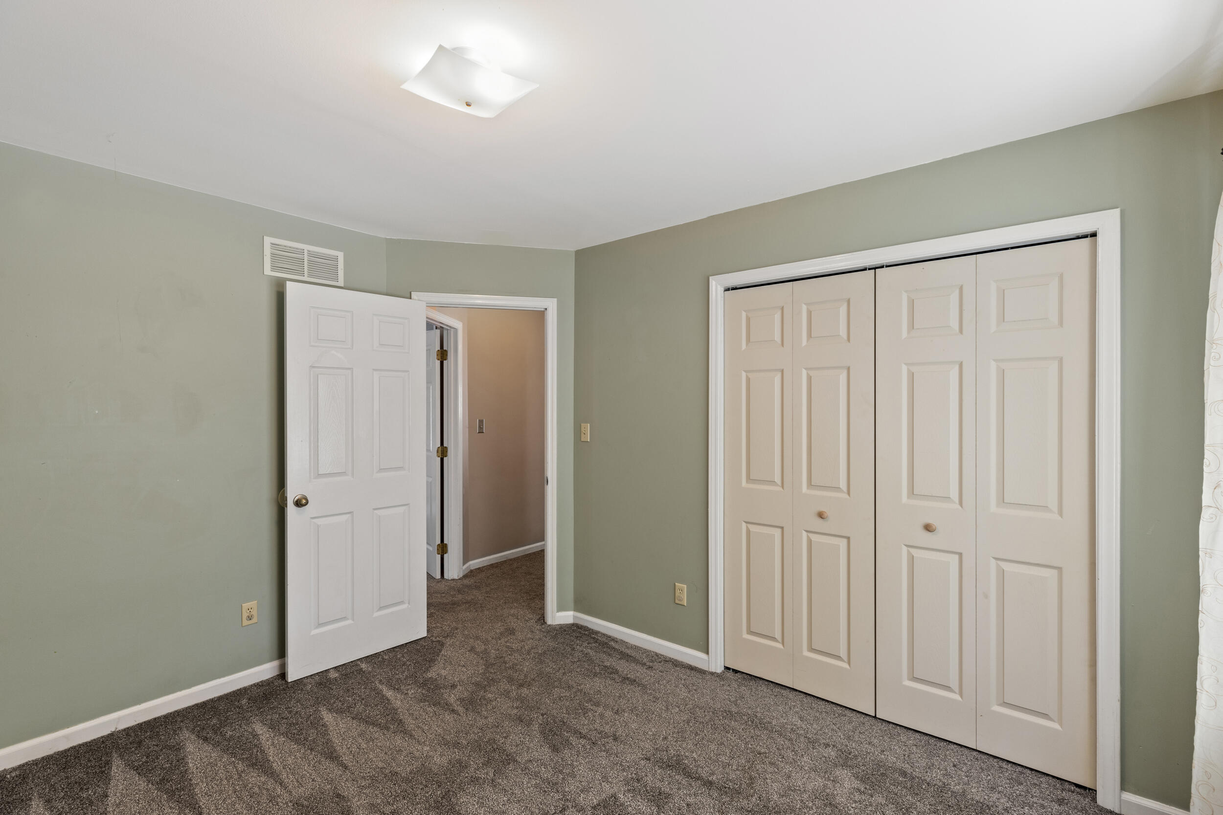 2220 Santa Anita Drive