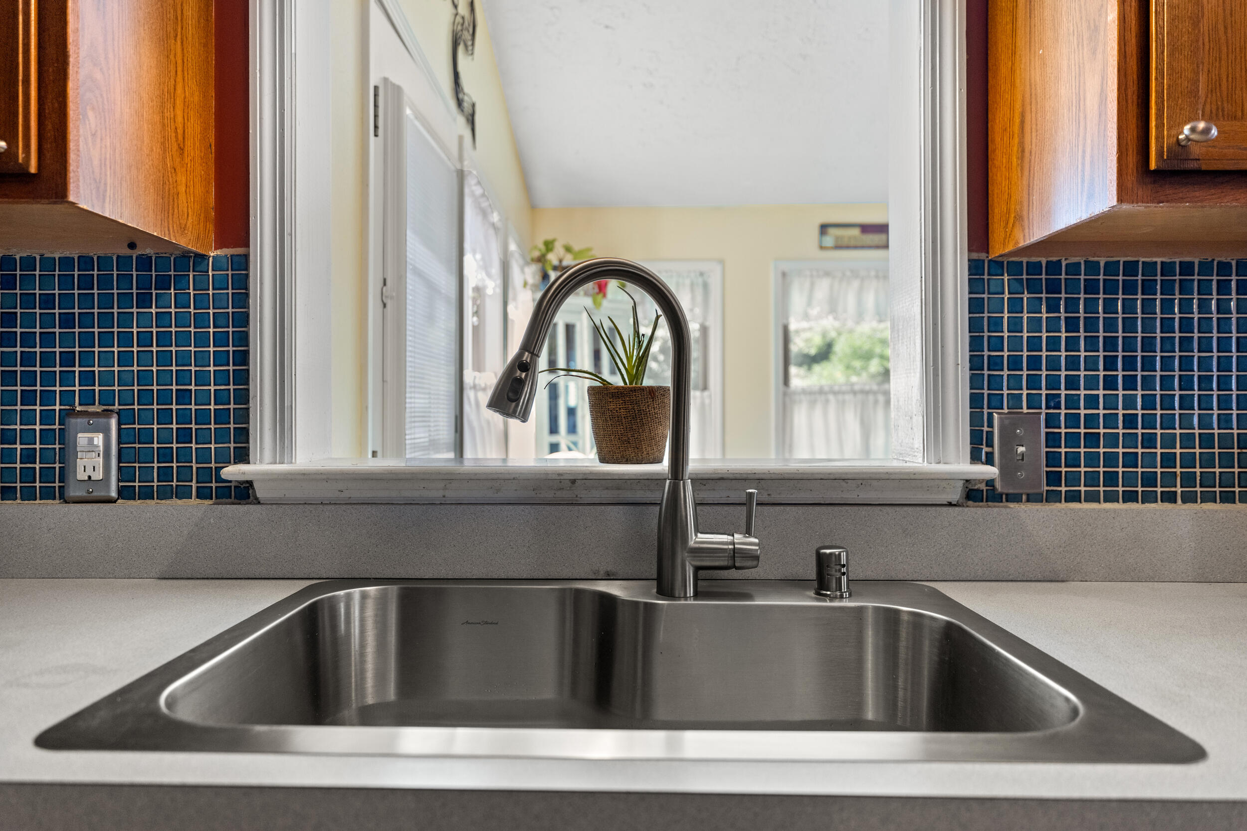 2220 Santa Anita Drive