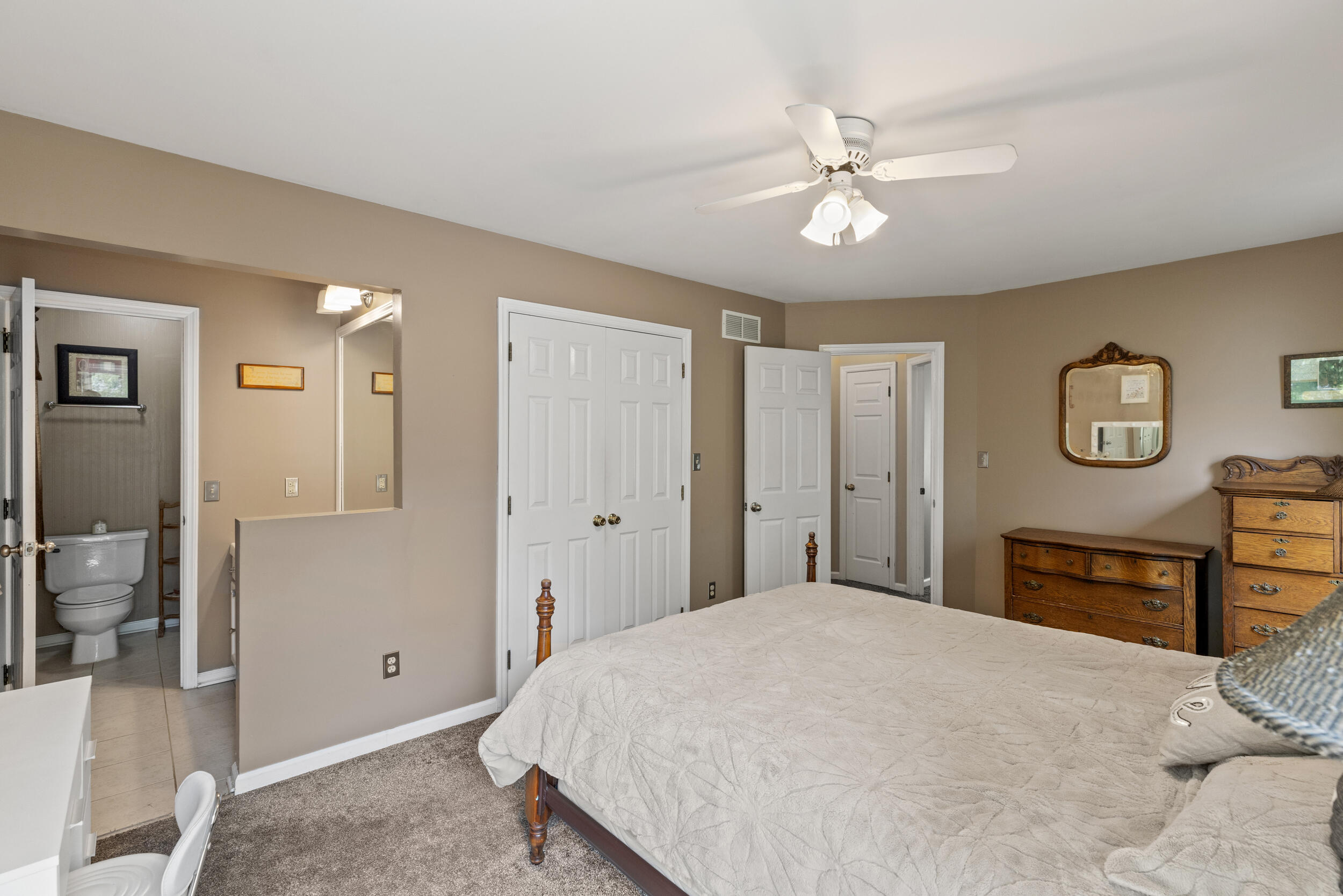 2220 Santa Anita Drive