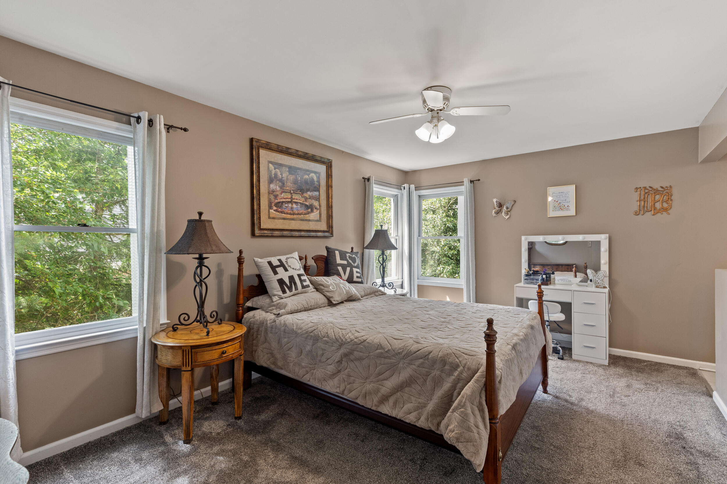 2220 Santa Anita Drive