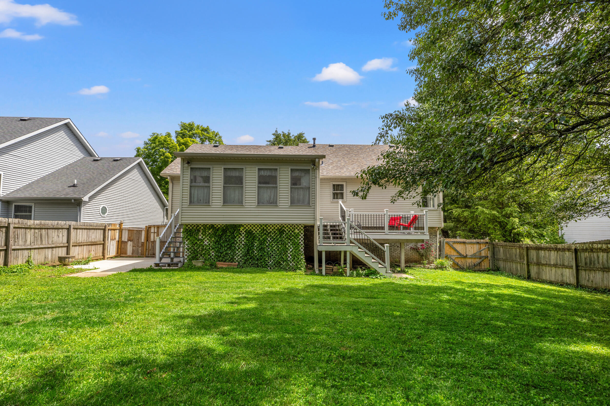 2220 Santa Anita Drive