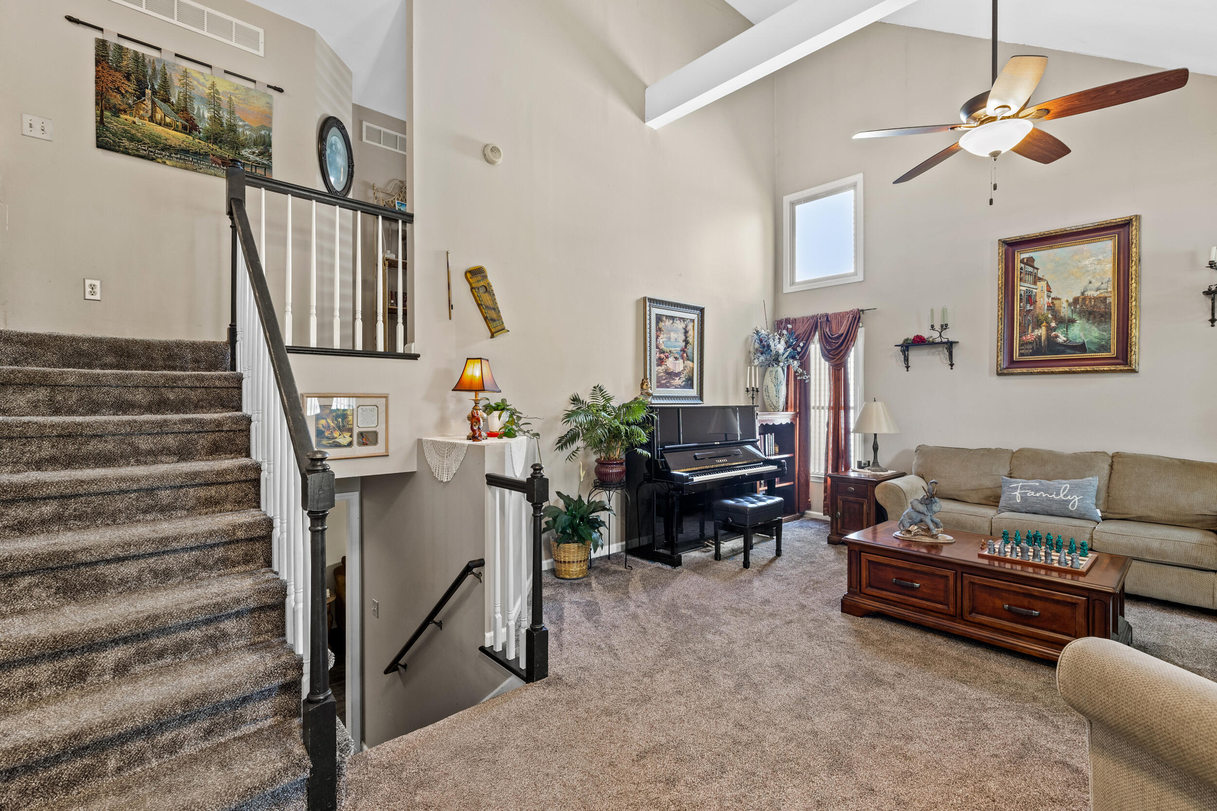 2220 Santa Anita Drive