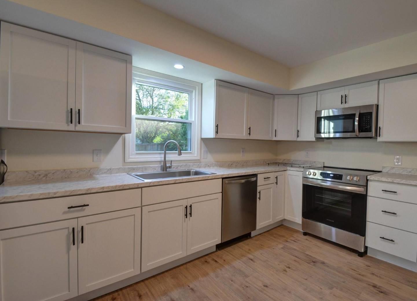 232 Colchester Drive