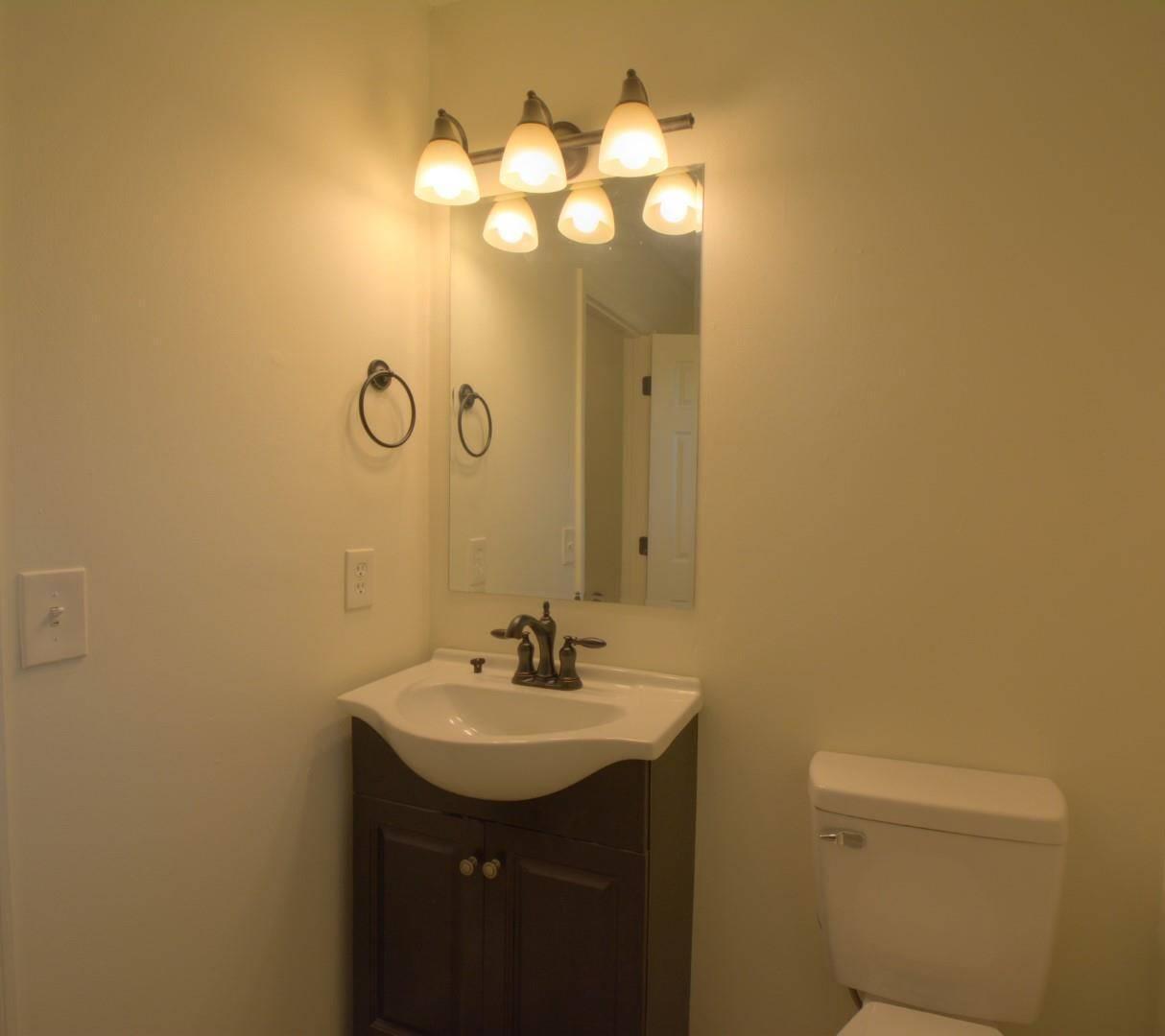 232 Colchester Drive