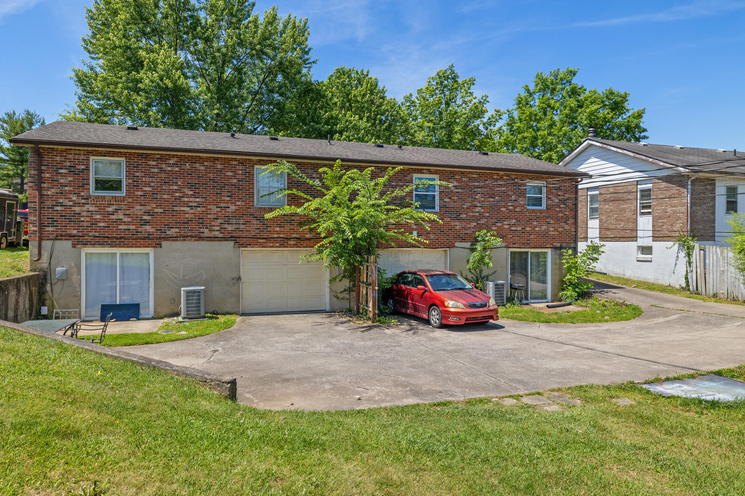 1341 Leaning Tree Lane