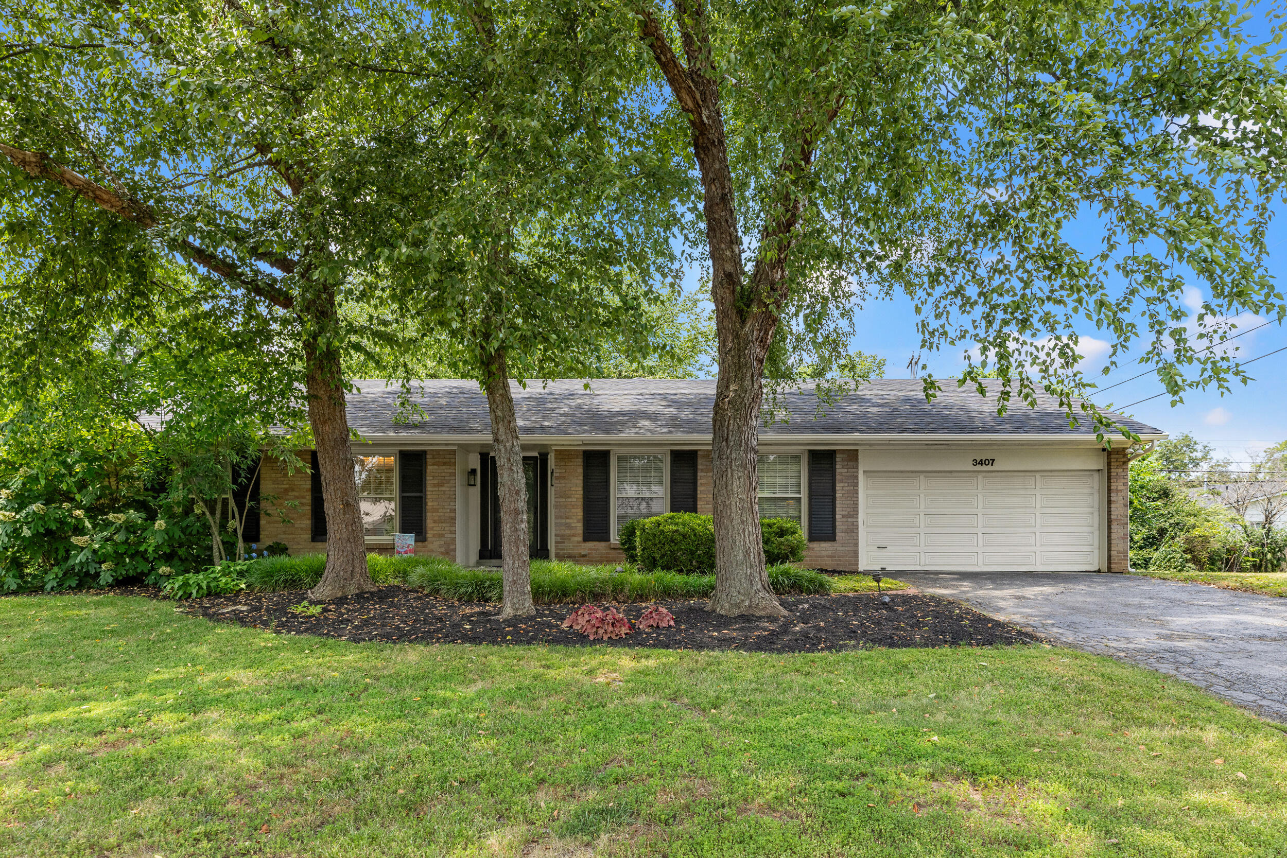 3407 Thistleton Drive