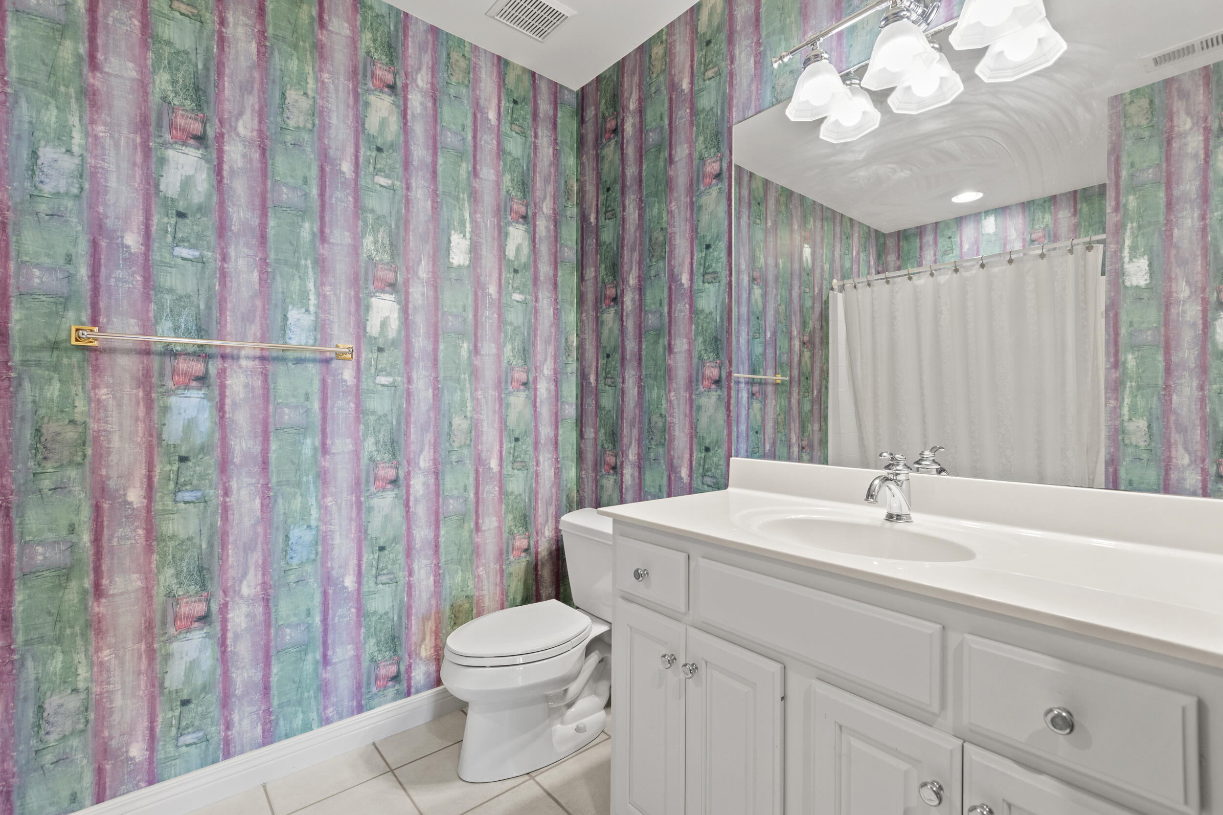 1421 Pine Needles Lane