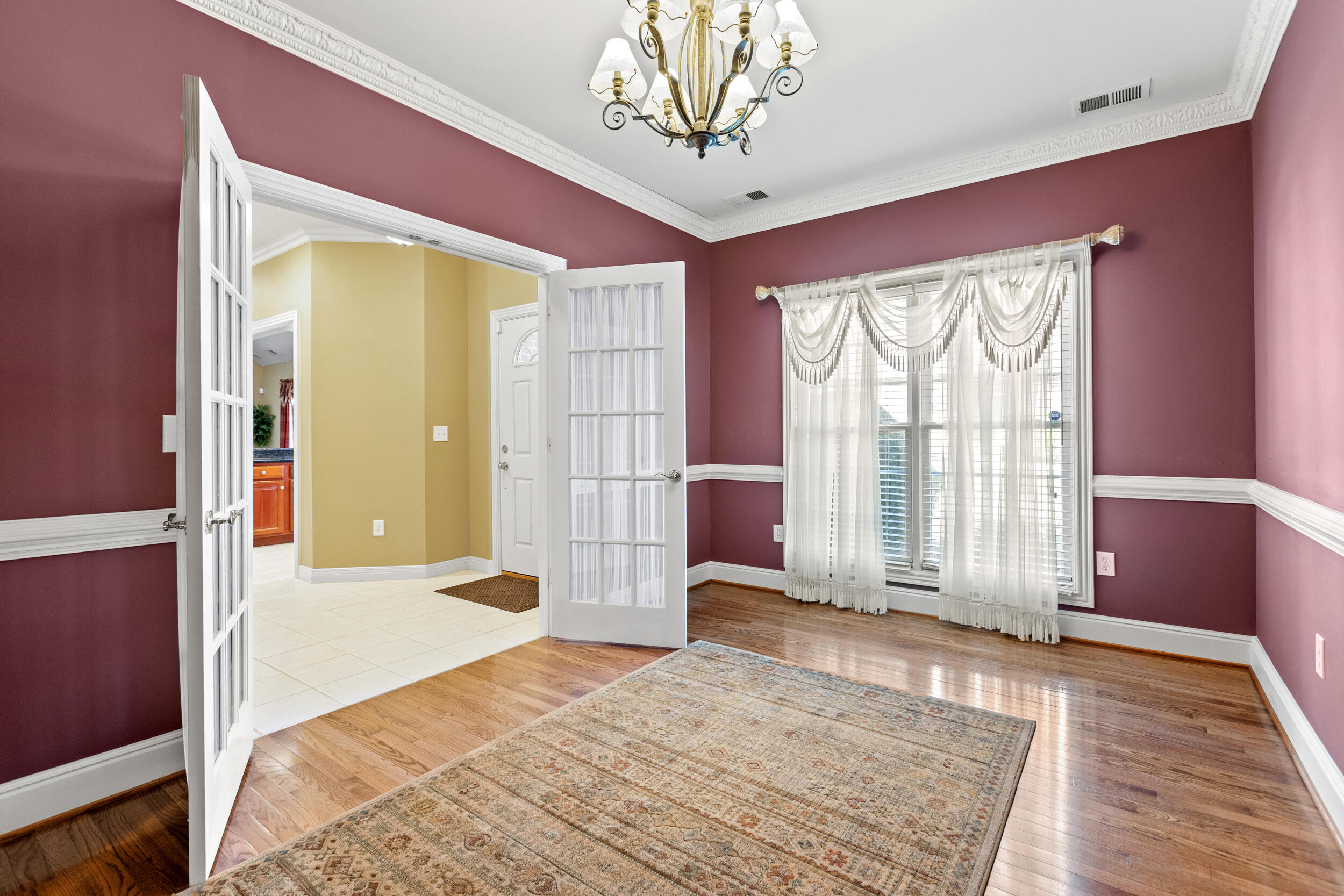 1421 Pine Needles Lane