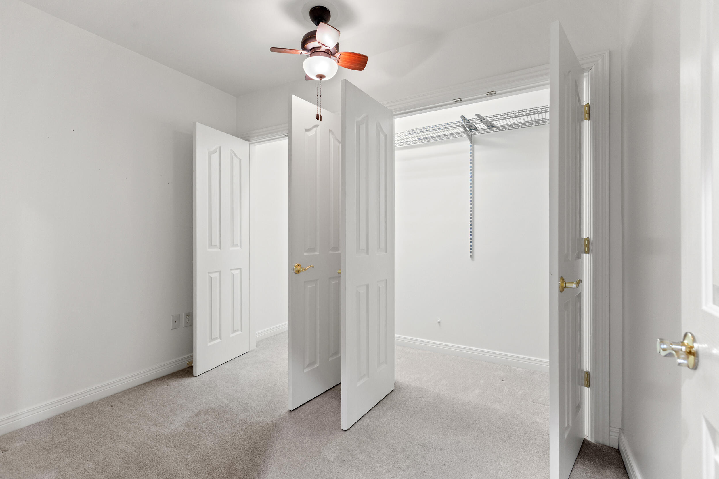 1421 Pine Needles Lane