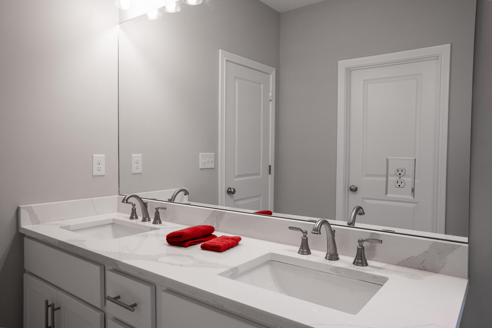 1064 Squirrel Nest Lane