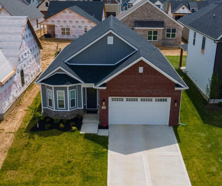 1064 Squirrel Nest Lane